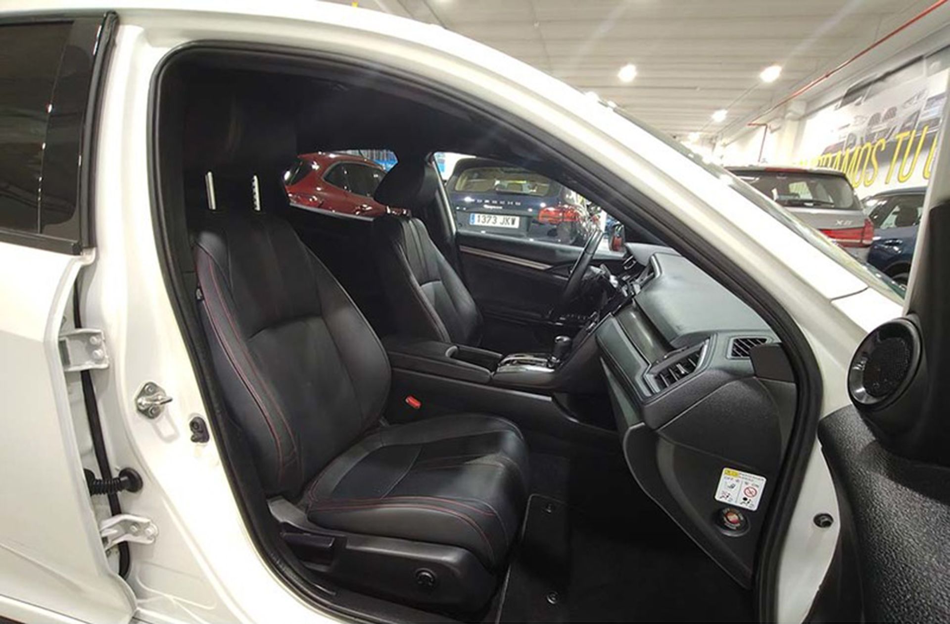 Honda Civic 1.0 I-VTEC Turbo Dynamic Nav CVT - foto 18