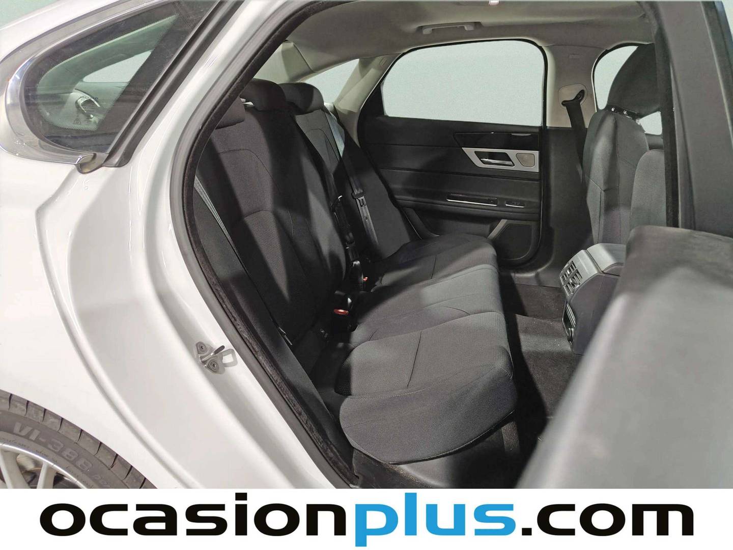 Foto Jaguar XF Jaguar XF 2.0 D Pure Auto (180 CV)