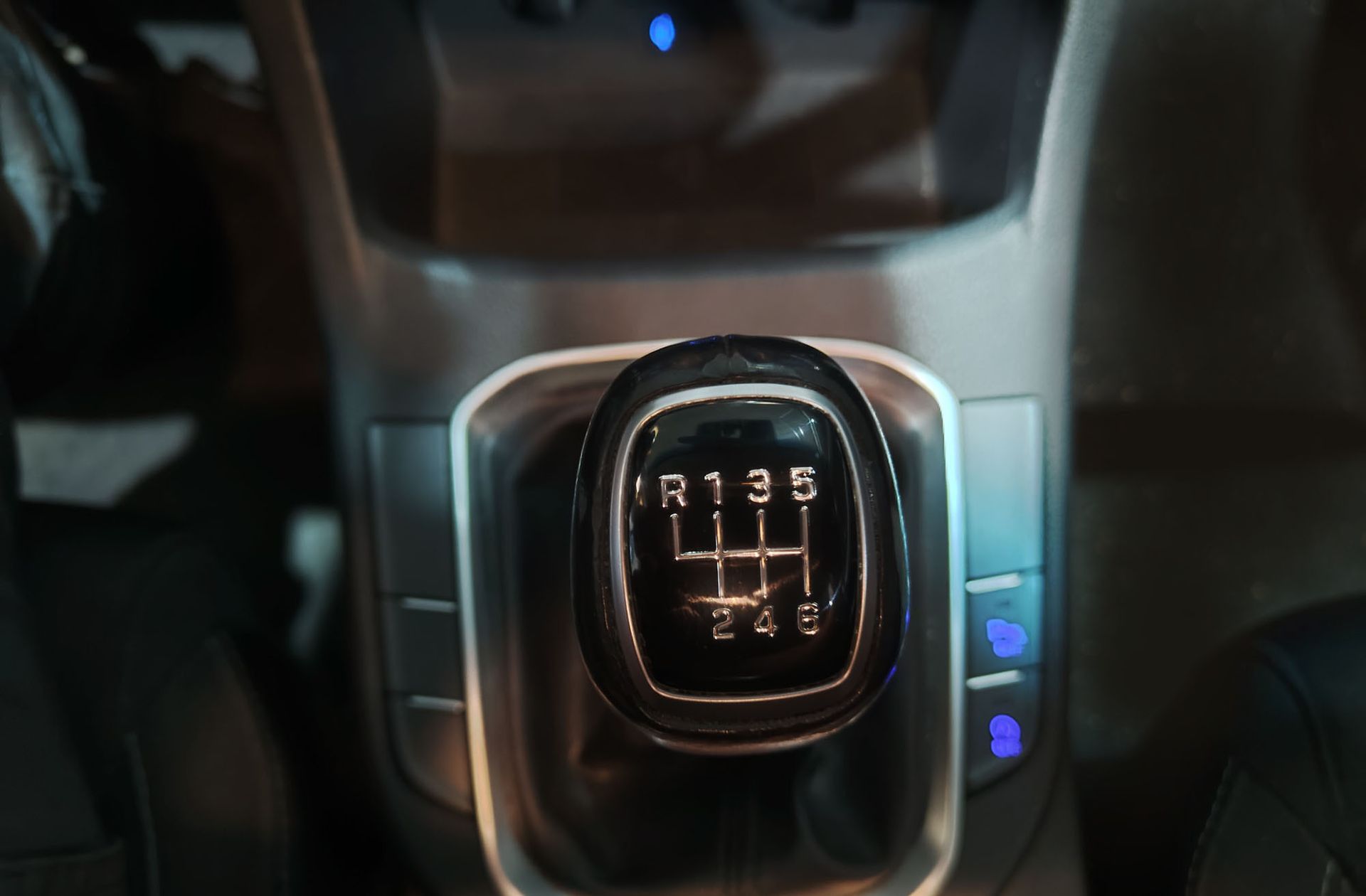 Hyundai i30 1.6 CRDi Tecno - foto 5