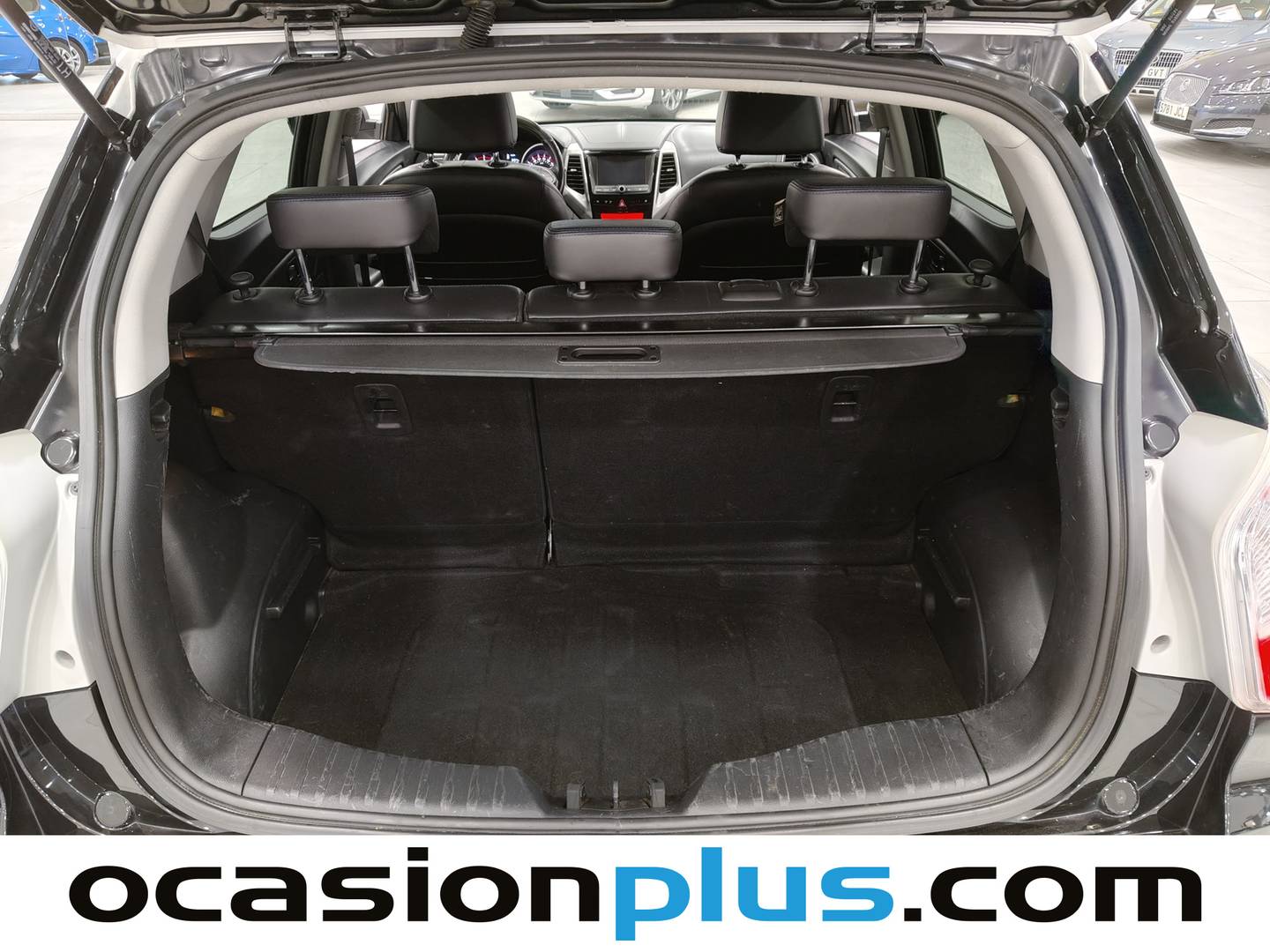 Fotos maletero SsangYong Tivoli SsangYong Tivoli G16 1.6 Limited 4x2 (128 CV)