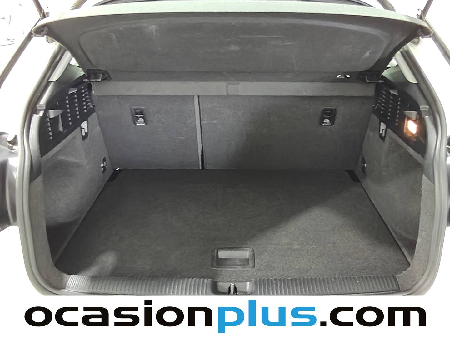 Foto Audi Q2 Audi Q2 Advanced 30 TDI (116 CV)