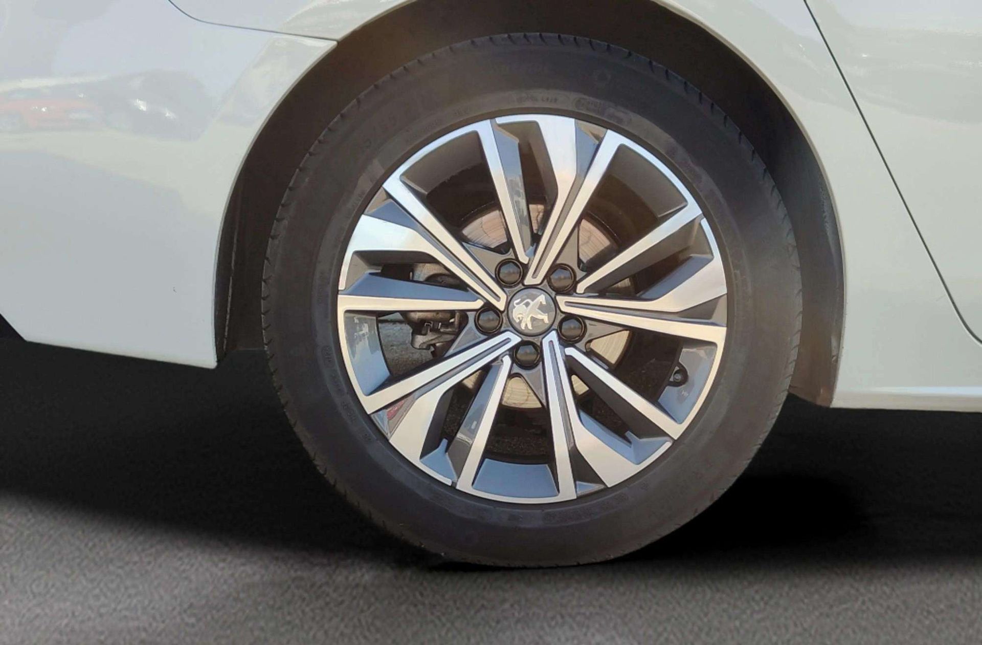 Peugeot 508 PureTech 180 Allure EAT8 - foto 41