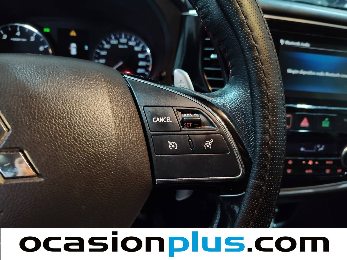 Foto Mitsubishi Outlander Mitsubishi Outlander 200 MPI Motion 2WD CVT (150 CV) GLP