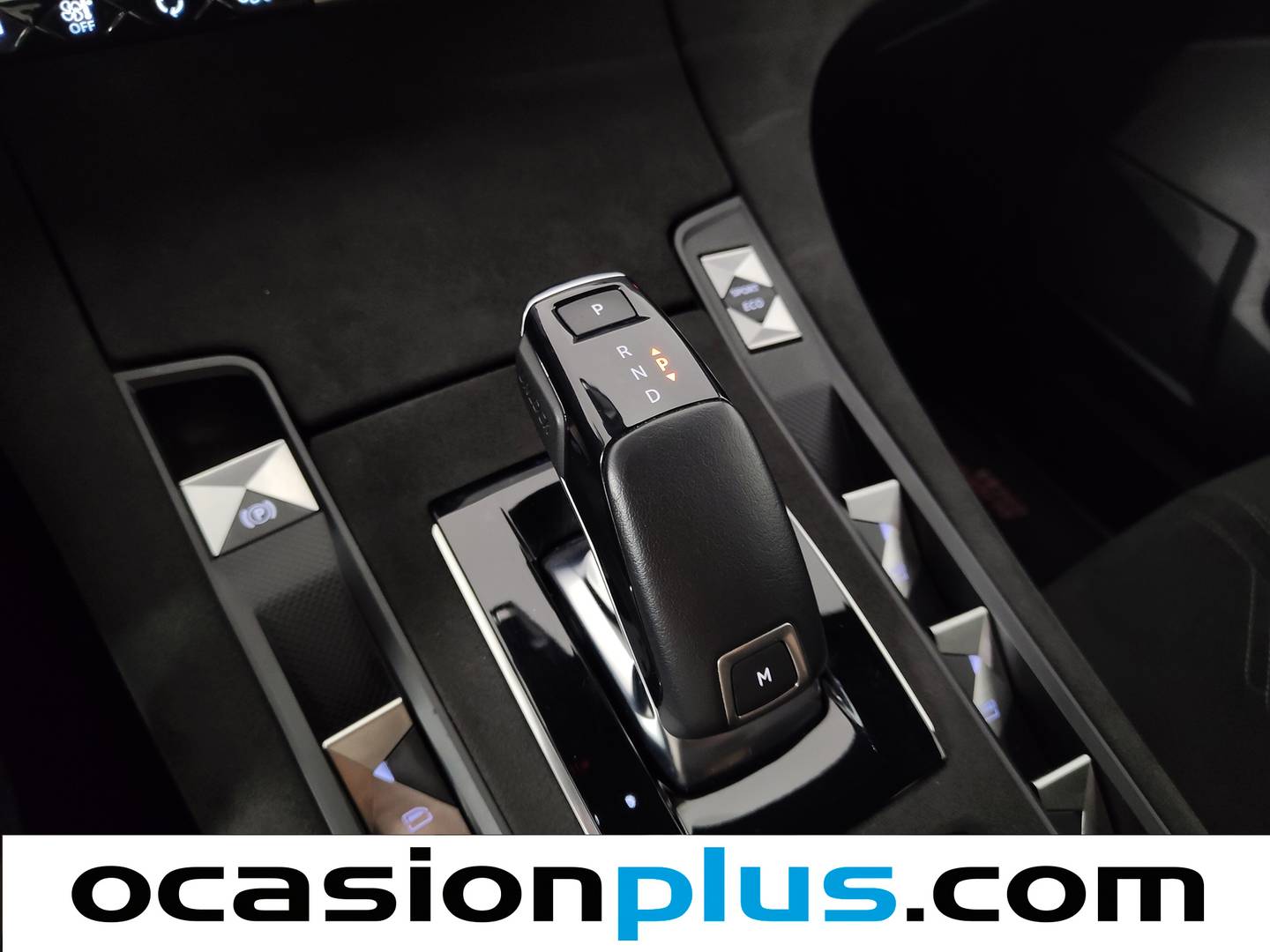 DS DS 7 Crossback DS DS7 Crossback BlueHDi 130 DE Performance Line AT (130 CV) de segunda mano