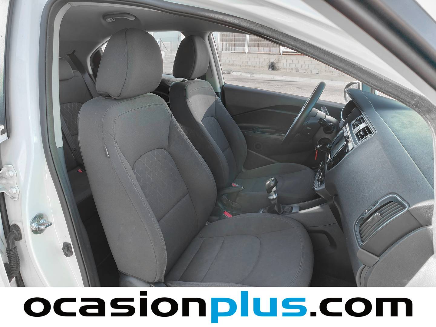 KIA Rio KIA Rio 1.1 CRDi WGT x-Tech16 Eco-Dynamics (75 CV) manual