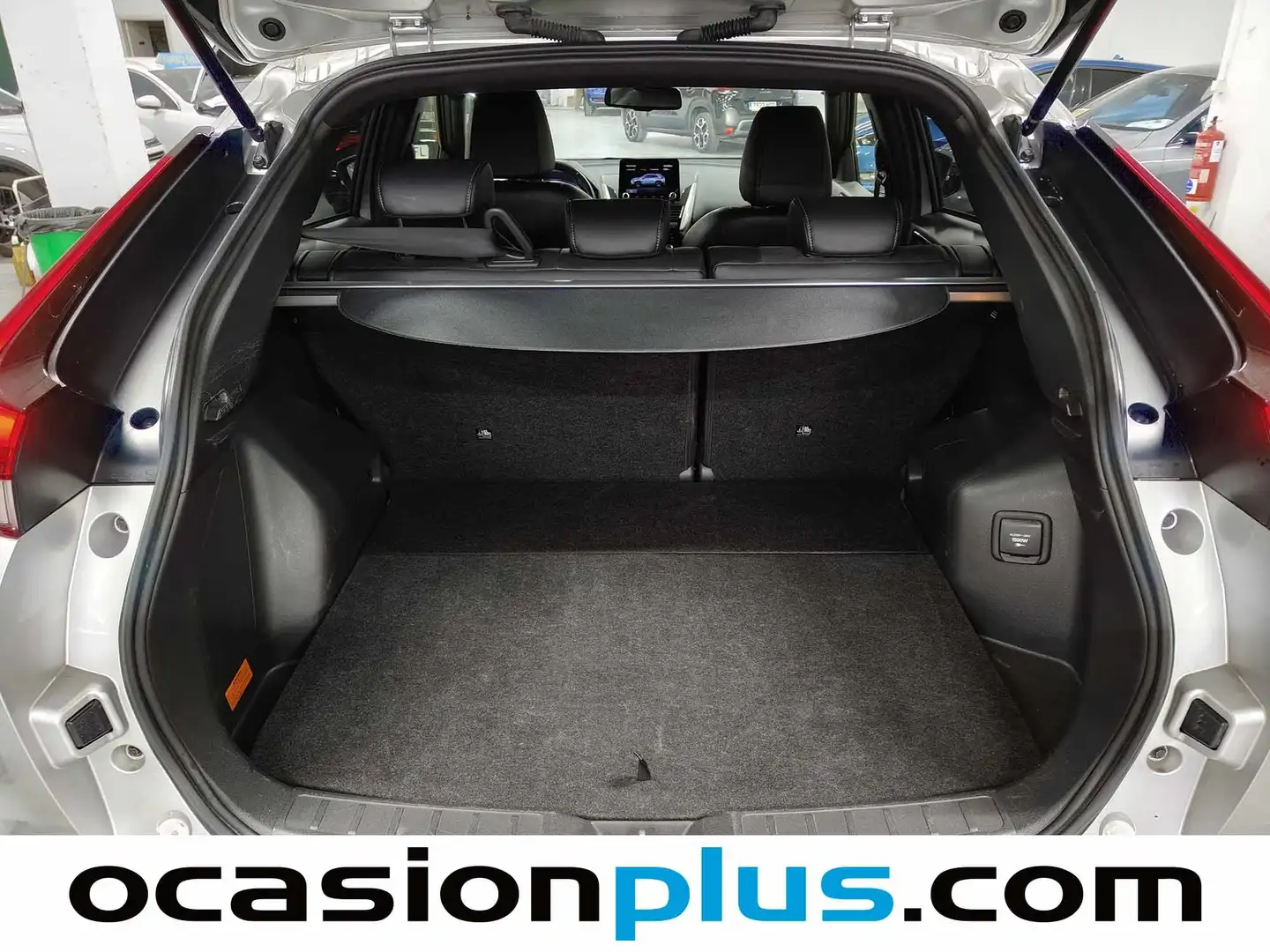 Foto Mitsubishi Eclipse Cross Mitsubishi Eclipse Cross 2.4 PHEV Kaiteki 4WD Auto (188 CV)