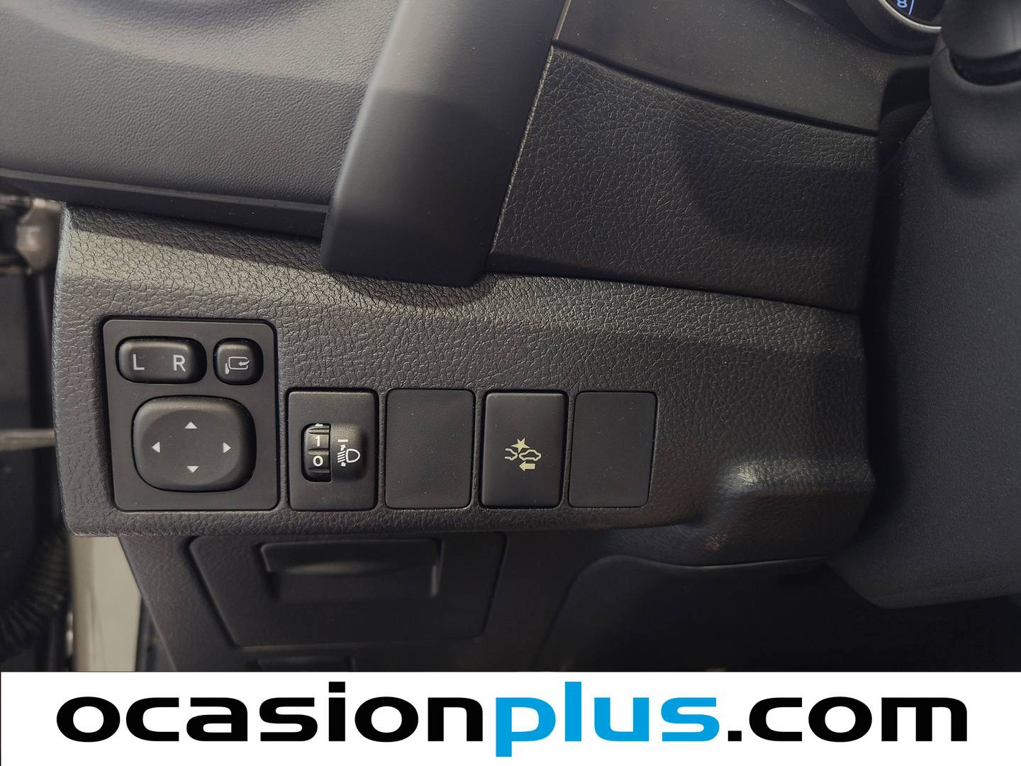 Equipamiento del Toyota Auris Toyota Auris 120T Touring Sports Active (116 CV)