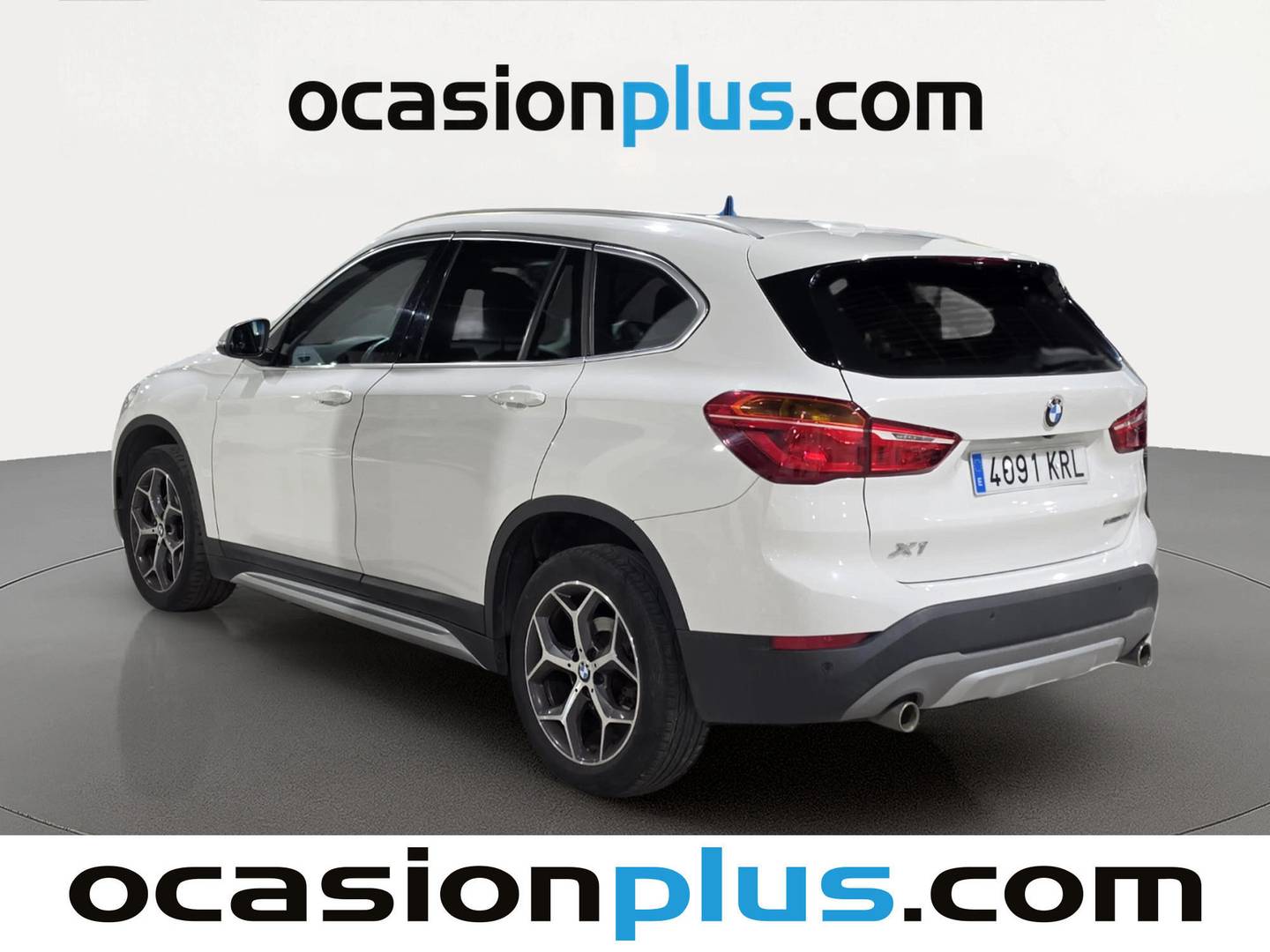 Foto trasera BMW X1 BMW X1 sDrive18d Business (150 CV) izquierda