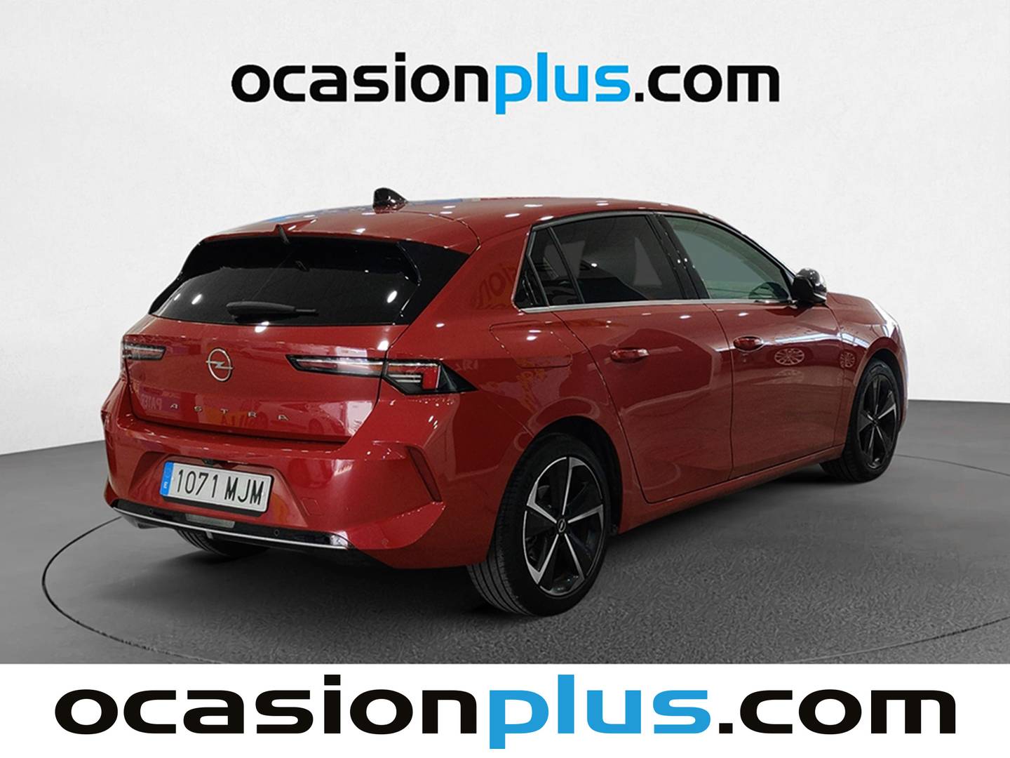 Foto trasera Opel Astra Opel Astra 1.2 Turbo XHT Elegance Auto (130 CV) derecha