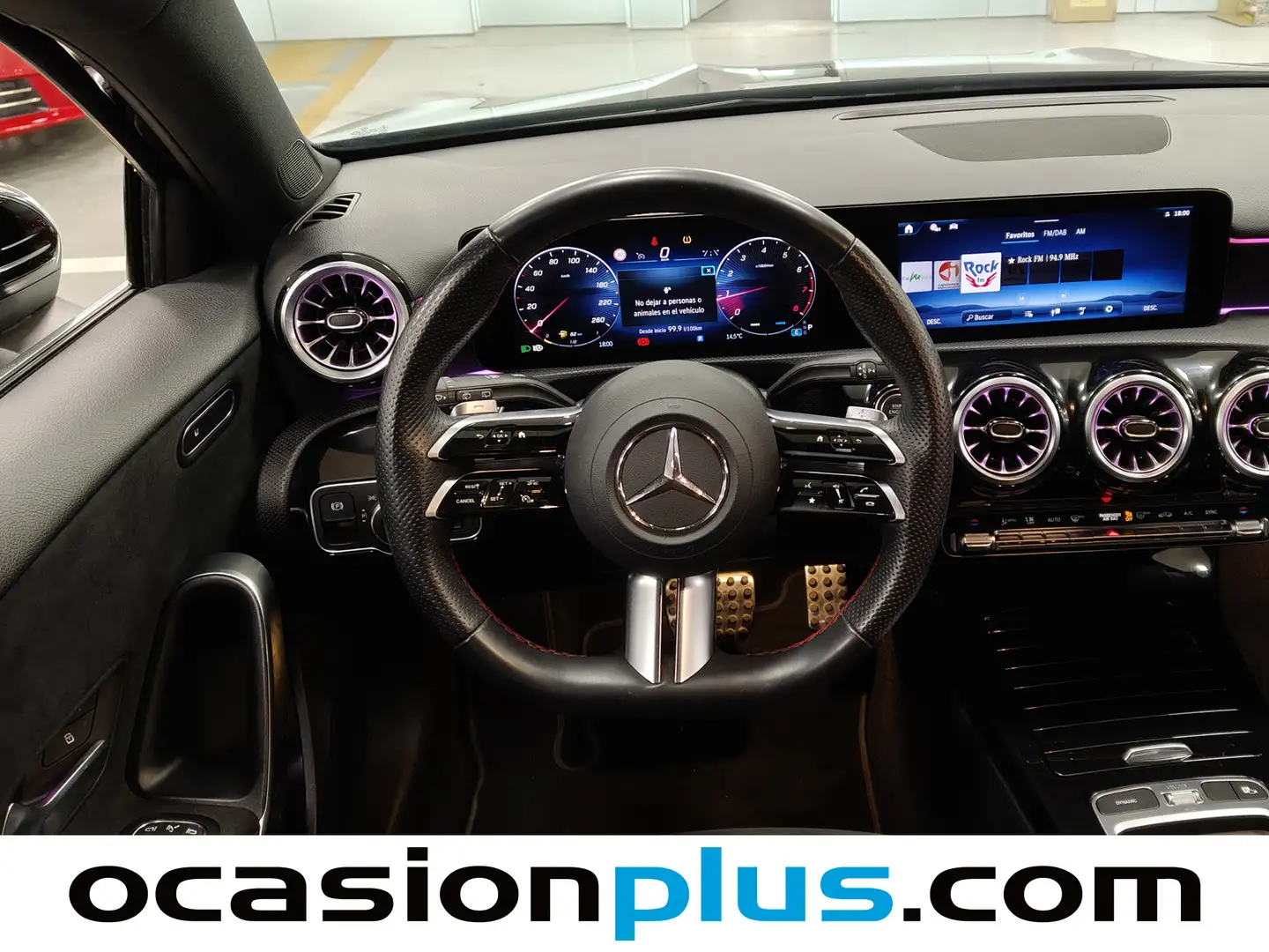 Foto Mercedes Clase A Mercedes-Benz Clase A 180 Pack AMG (136 CV)