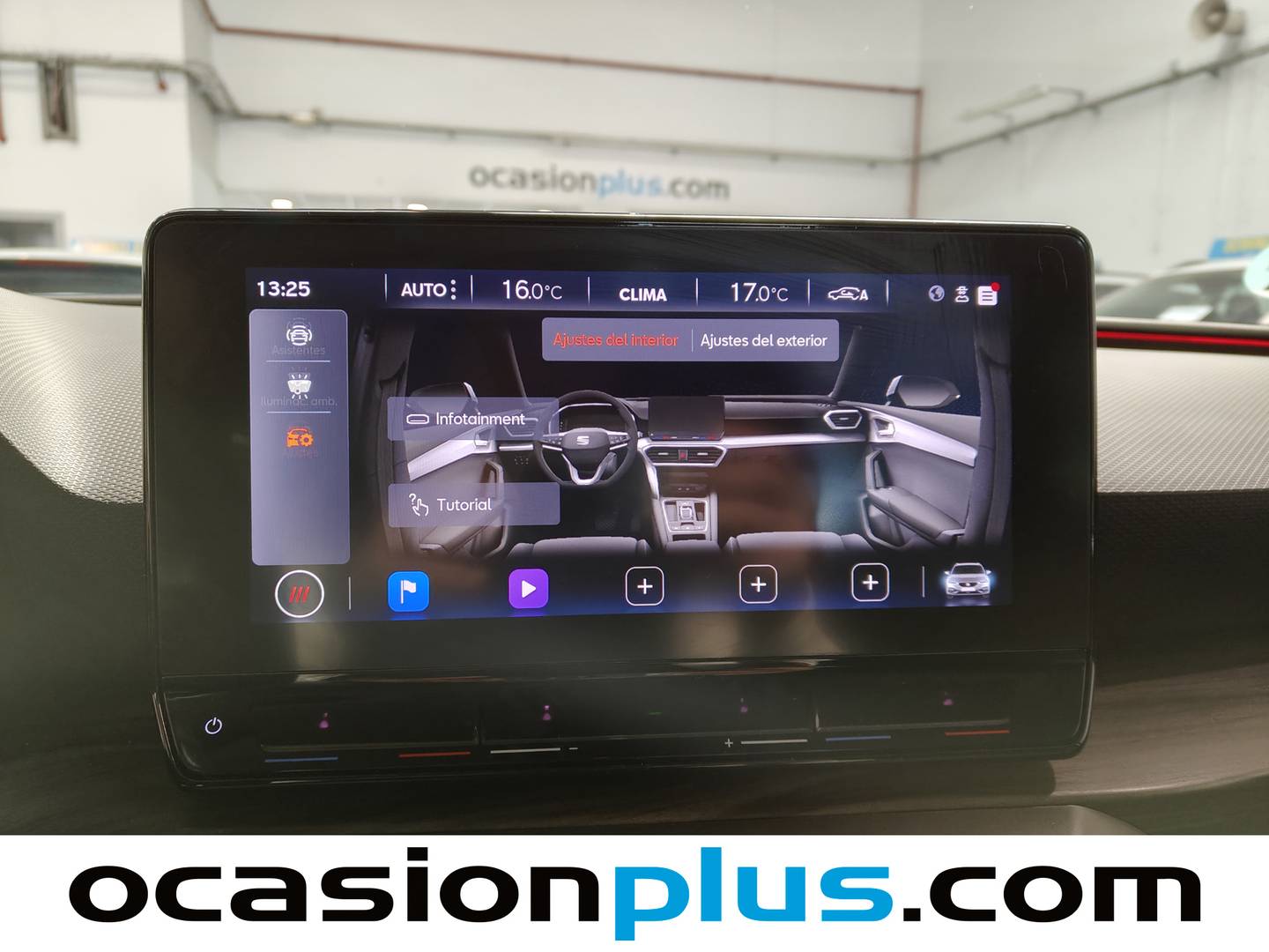 Foto Seat León SEAT León ST 1.5 TSI S&S Xcellence Go M (150 CV)