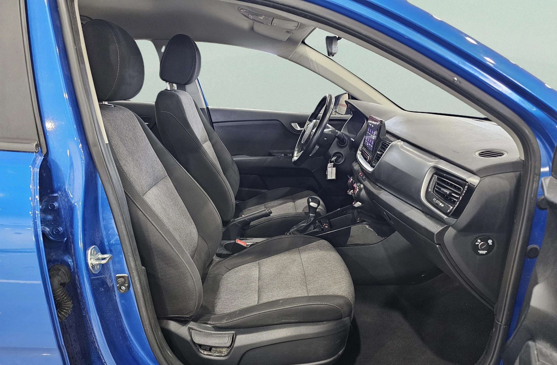 Kia Stonic 1.0 T-GDi Drive DCT - foto 19