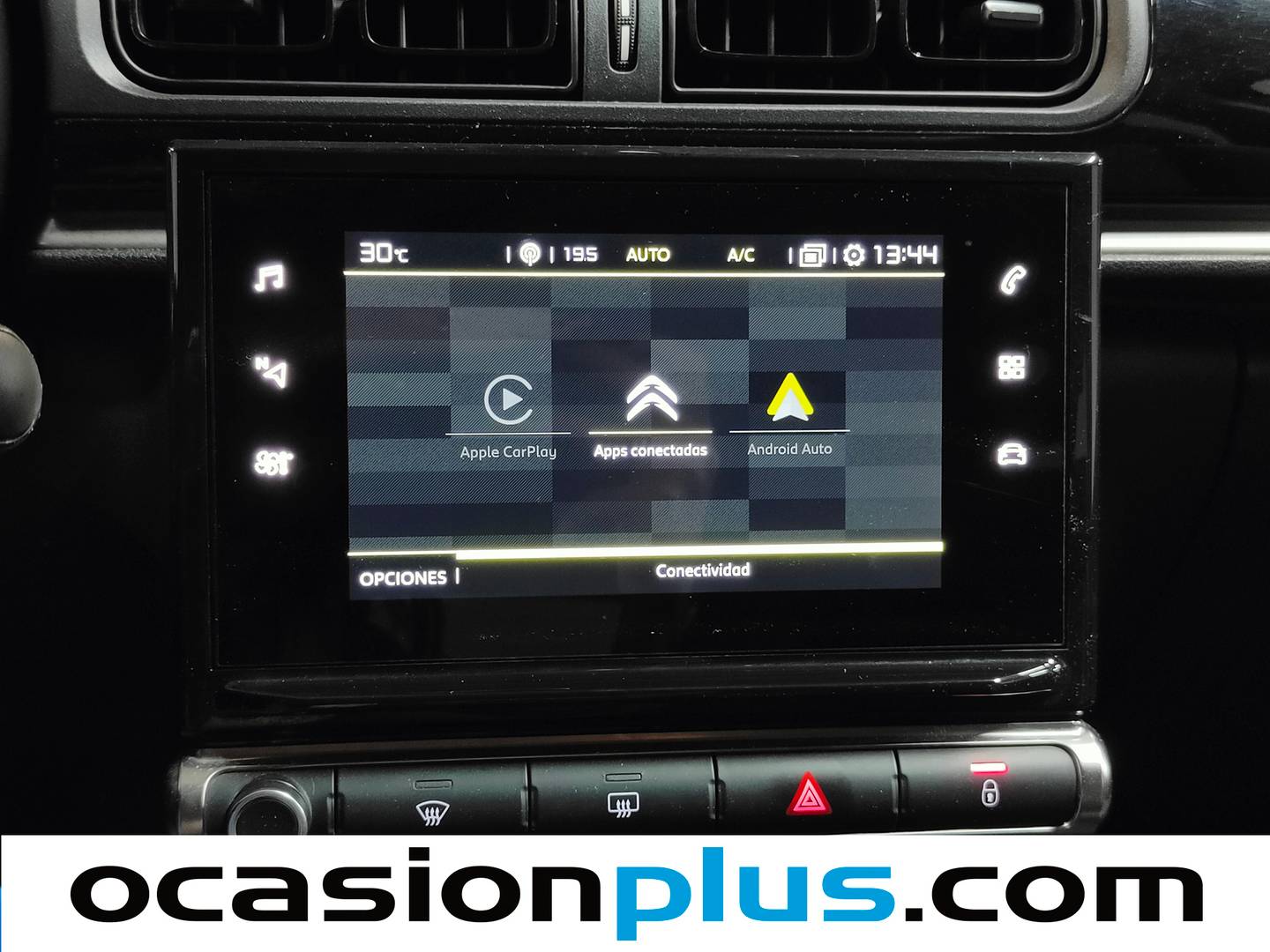 Equipamiento del Citroën C3 Citroën C3 PureTech 82 Shine (83 CV)