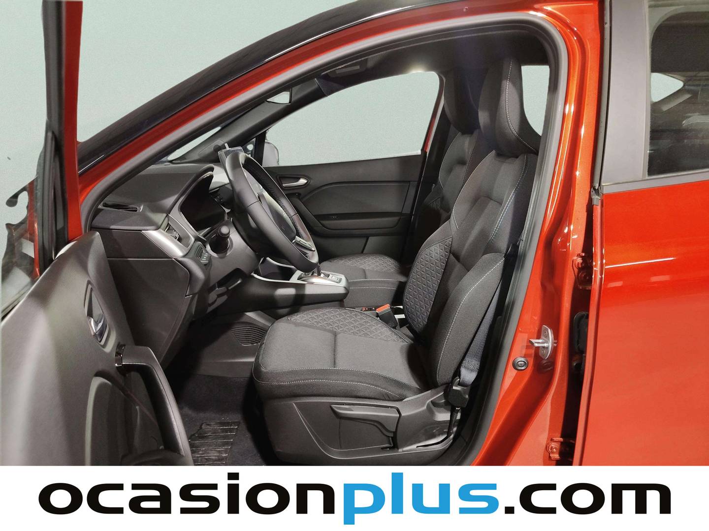 Foto asientos delanteros Renault Captur Renault Captur Evolution E-Tech full hybrid (160 CV)