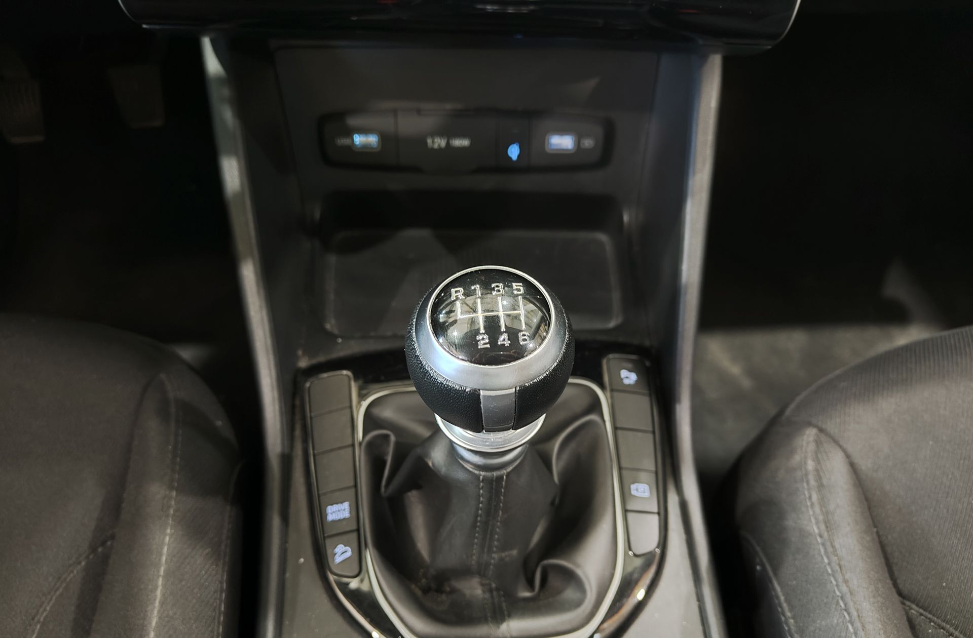 Hyundai Tucson 1.6 T-GDi Maxx - foto 8