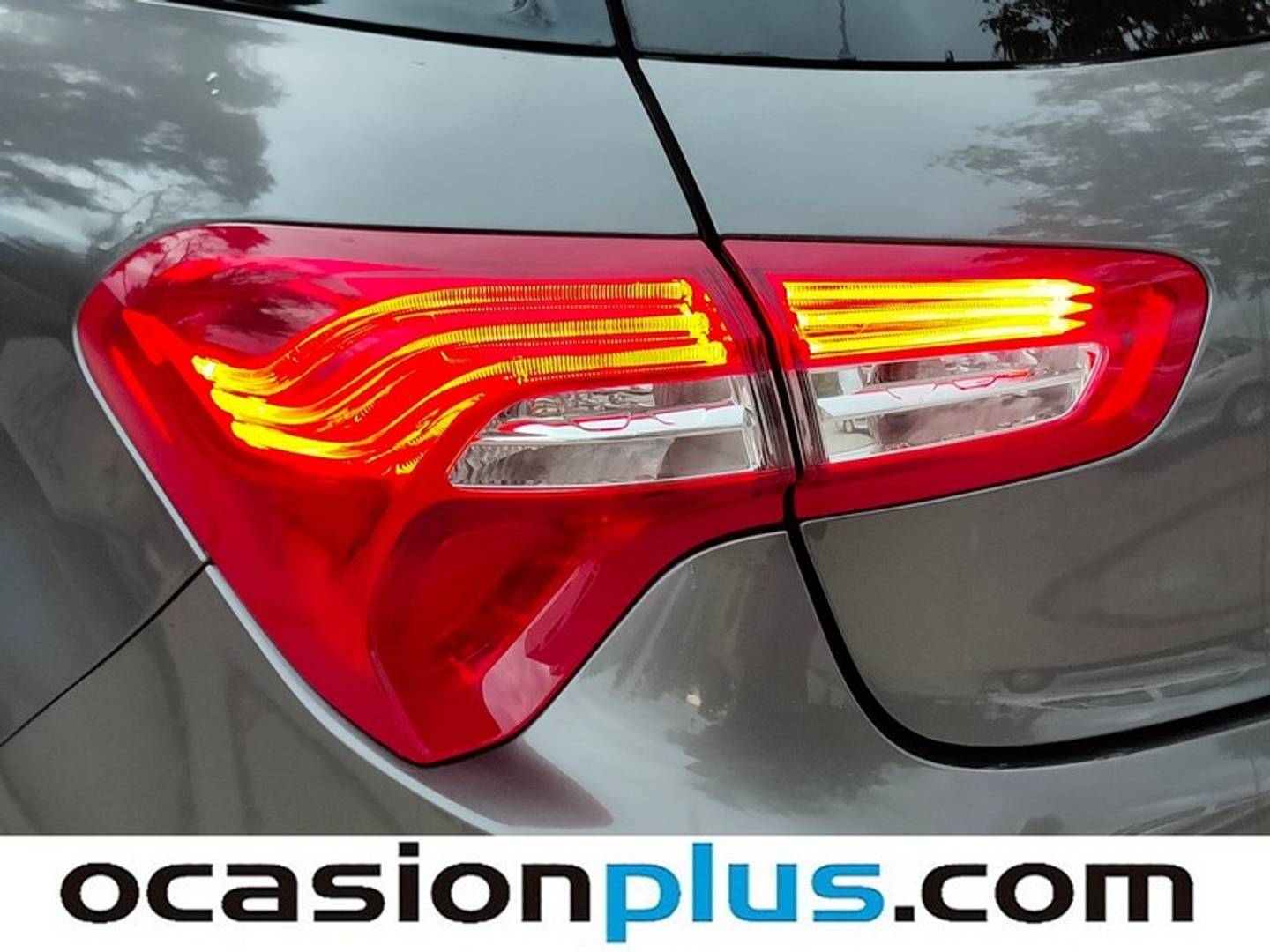 Foto DS DS 5 DS DS5 BlueHdi 120 EAT6 Style (120 CV)