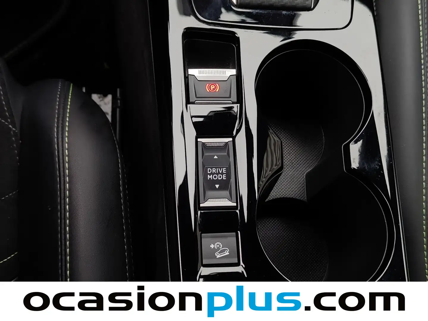 Foto Peugeot 2008 Peugeot 2008 BlueHDi 130 S&S GT EAT8 (130 CV)