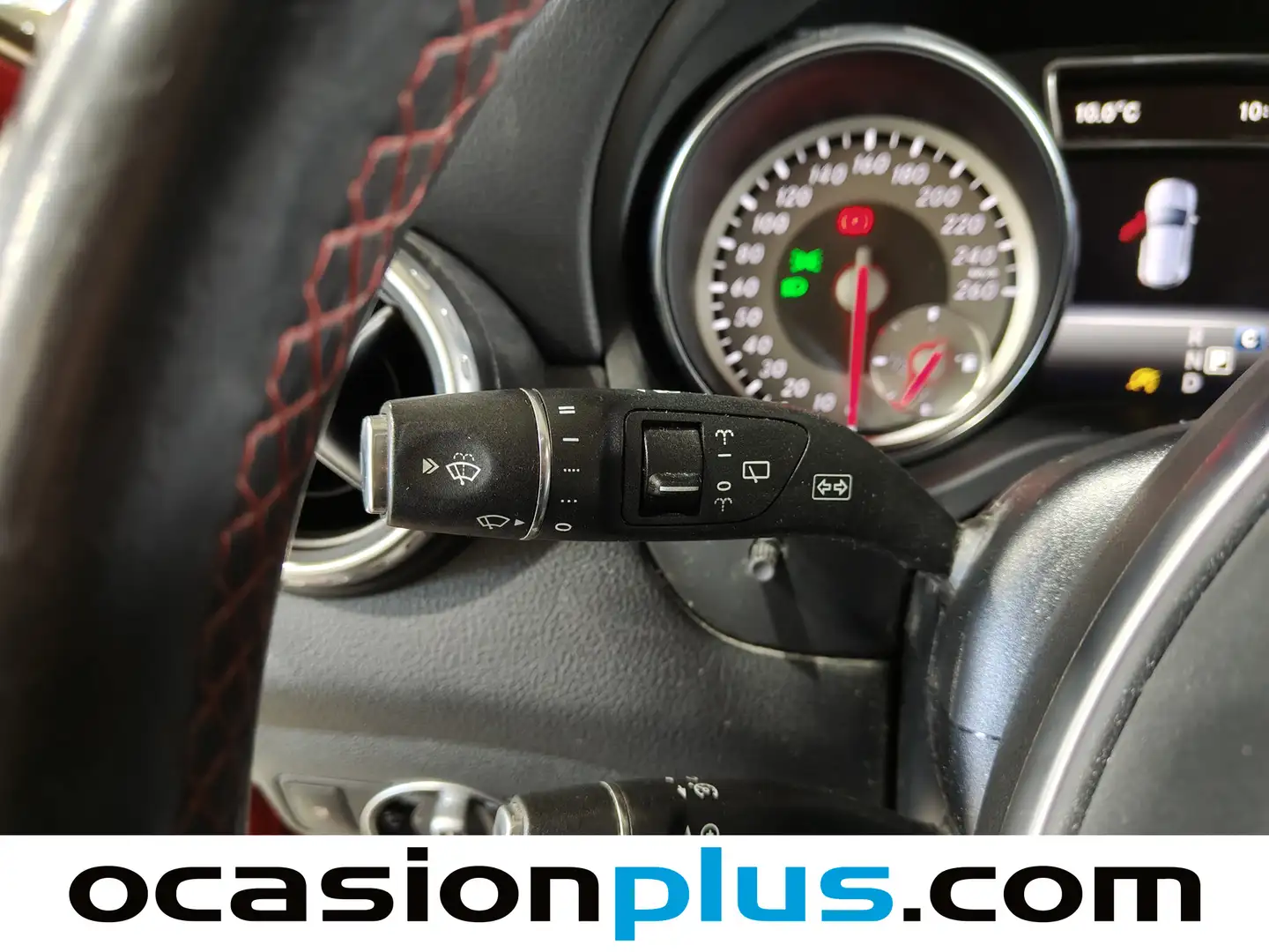 Foto Mercedes GLA Mercedes-Benz GLA GLA 200 d AMG Line (136 CV)