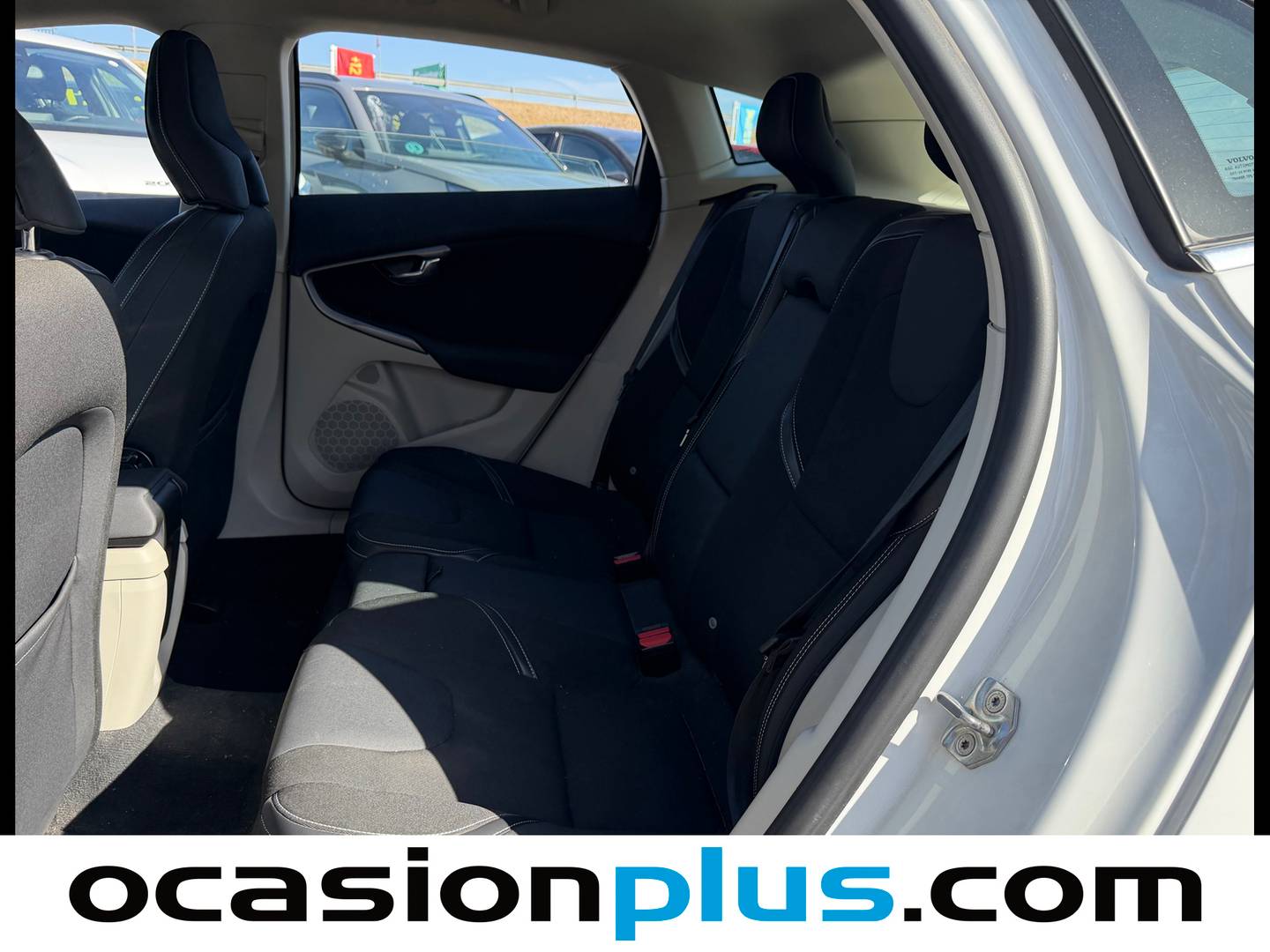 Foto Volvo V40 Volvo V40 D3 Momentum Auto (150 CV)