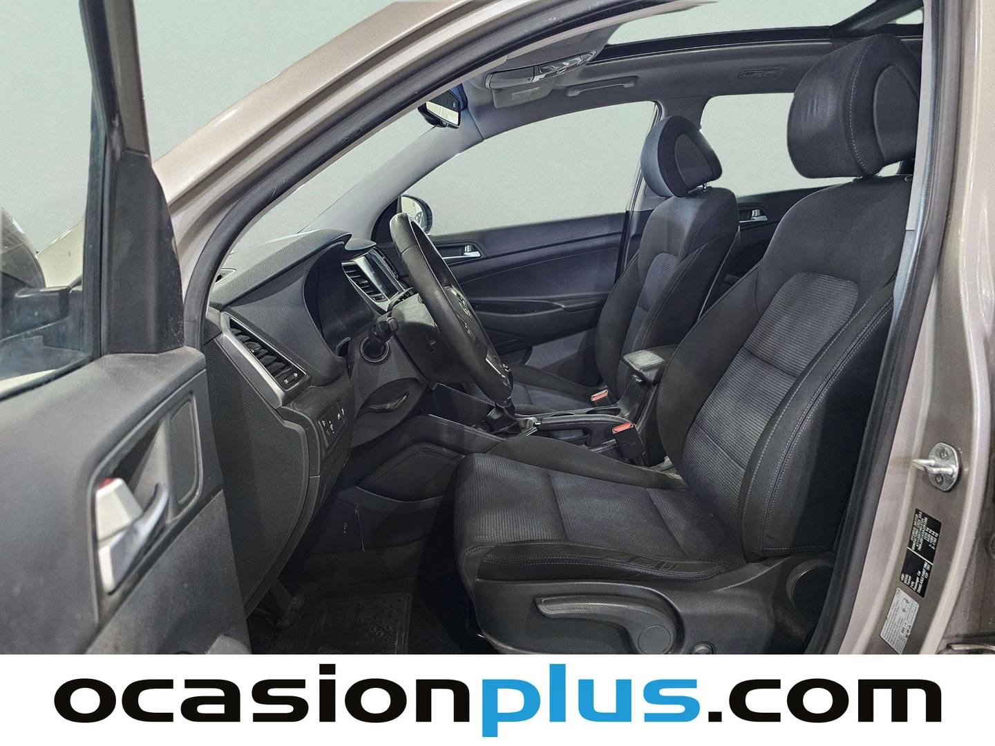 Foto asientos delanteros Hyundai Tucson Hyundai Tucson 2.0 CRDi BlueDrive Tecno Sky 4x2 (136 CV)