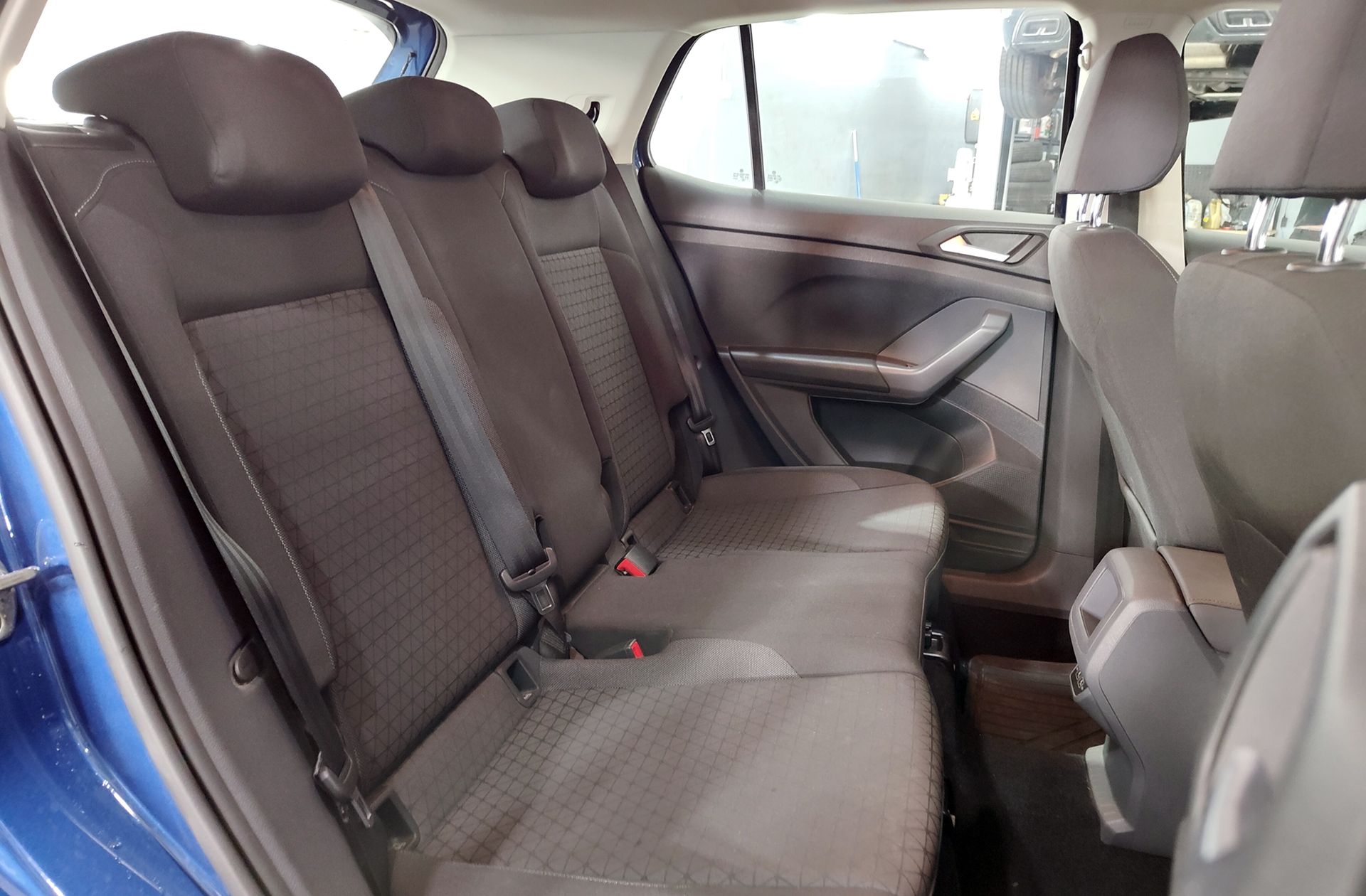 Volkswagen T-Cross Advance 1.0 TSI - foto 17