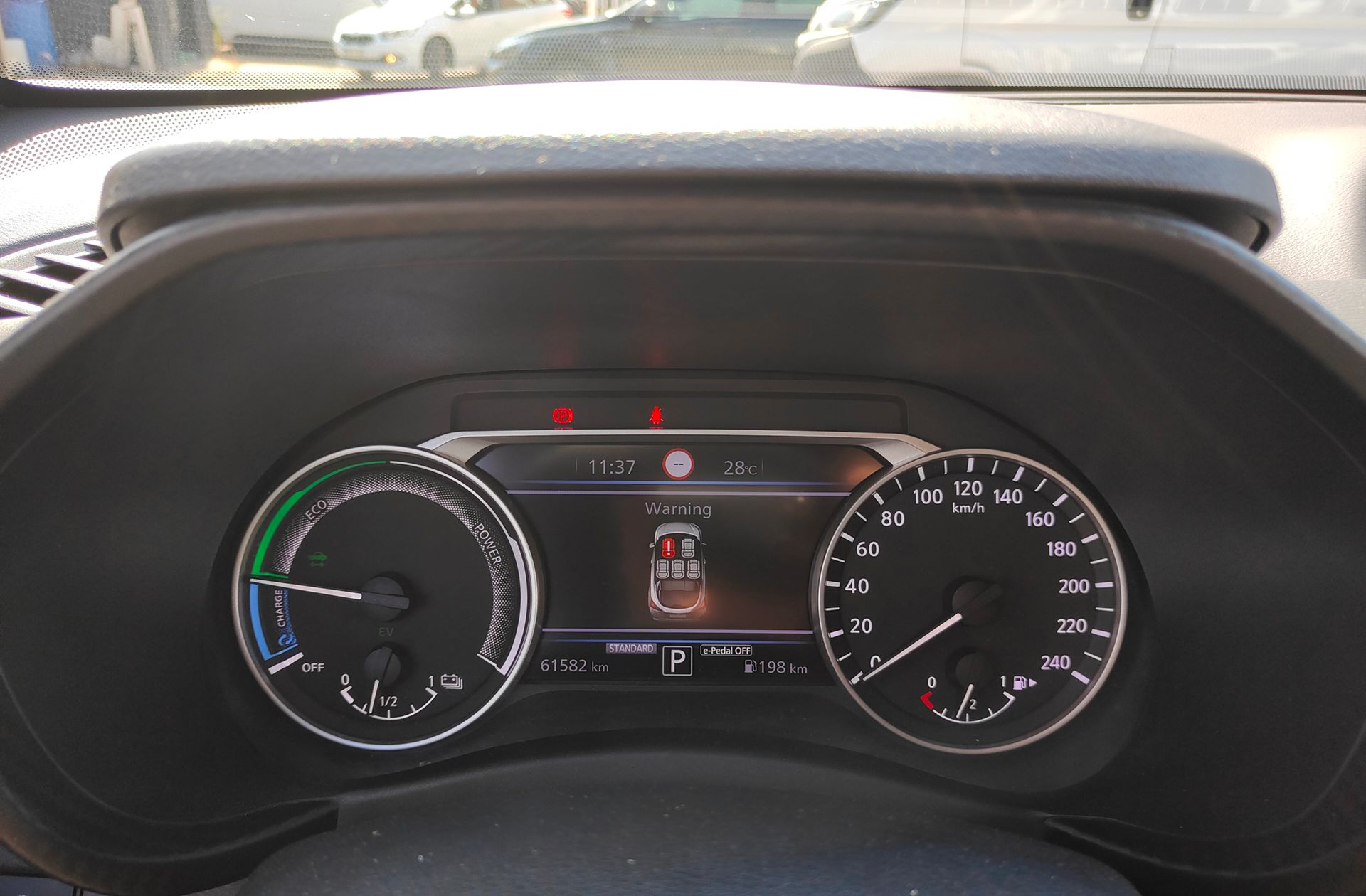 Nissan Juke 1.6 Hybrid N-Connecta - foto 22