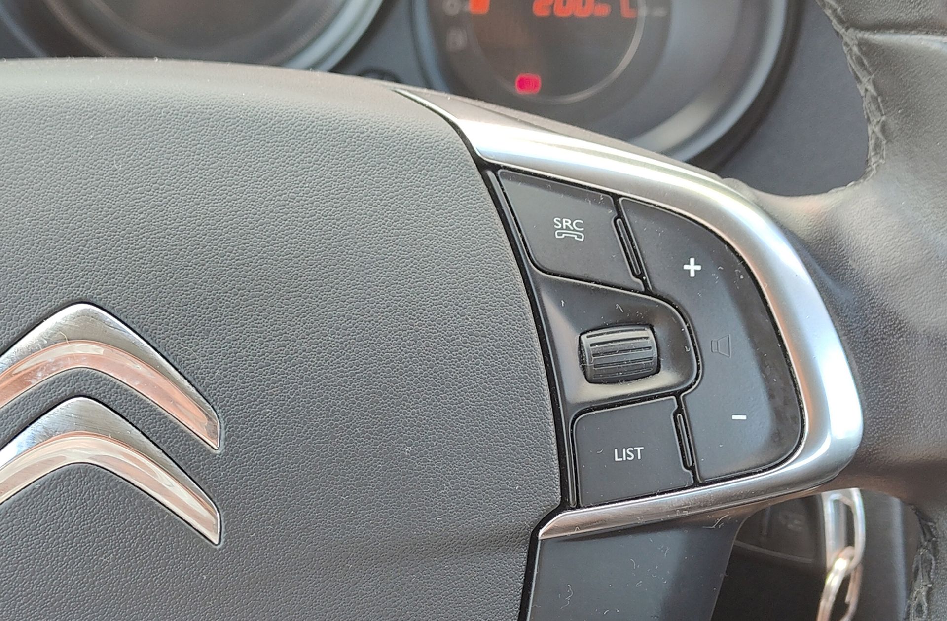 Citroën C4 1.6 HDi Tonic - foto 23