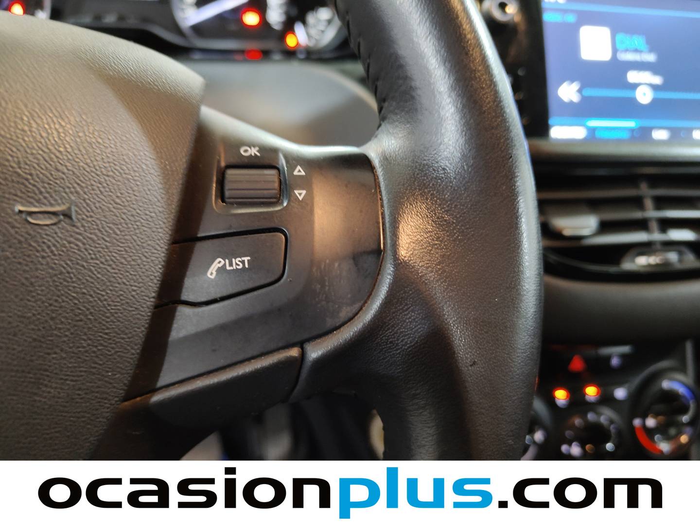 Peugeot 208 Peugeot 208 PureTech Signature (82 CV) seminuevo