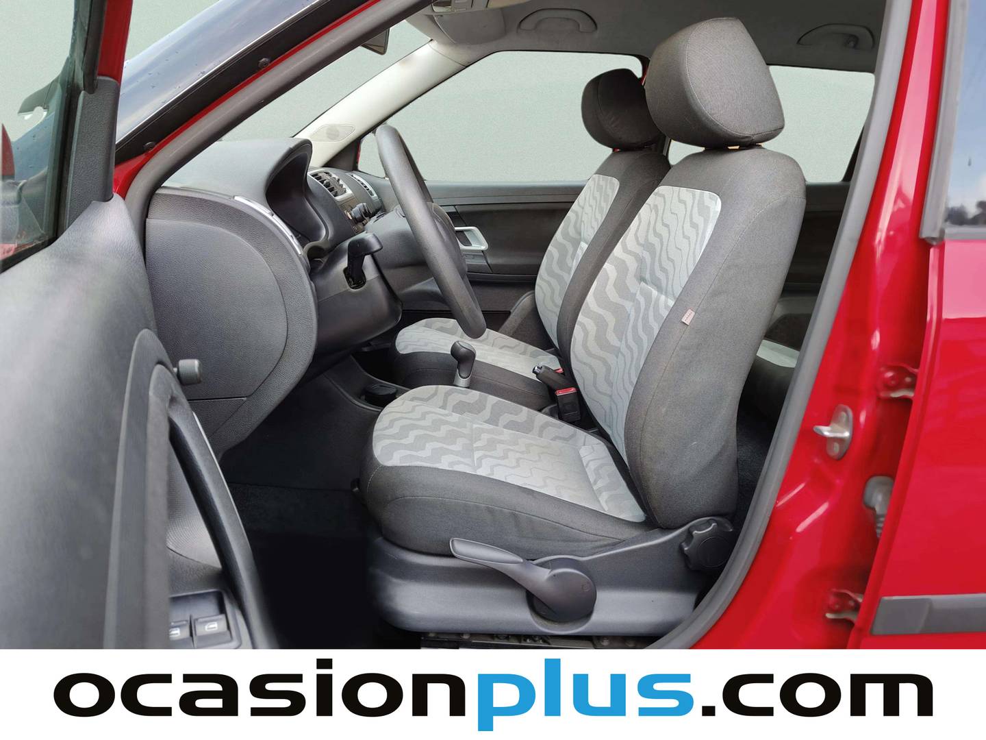 Foto asientos delanteros Skoda Fabia Skoda Fabia 1.4 TDI Young (70 CV)