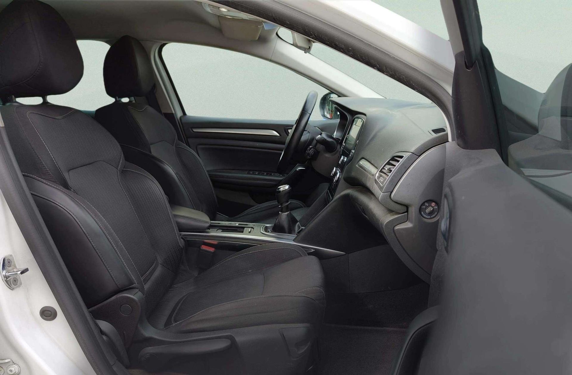 Renault Mégane Sport Tourer Zen TCe GPF - foto 16