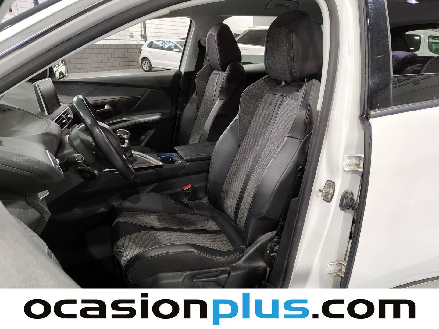 Foto asientos delanteros Peugeot 3008 Peugeot 3008 BlueHDI 130 S&S Allure  (130 CV)