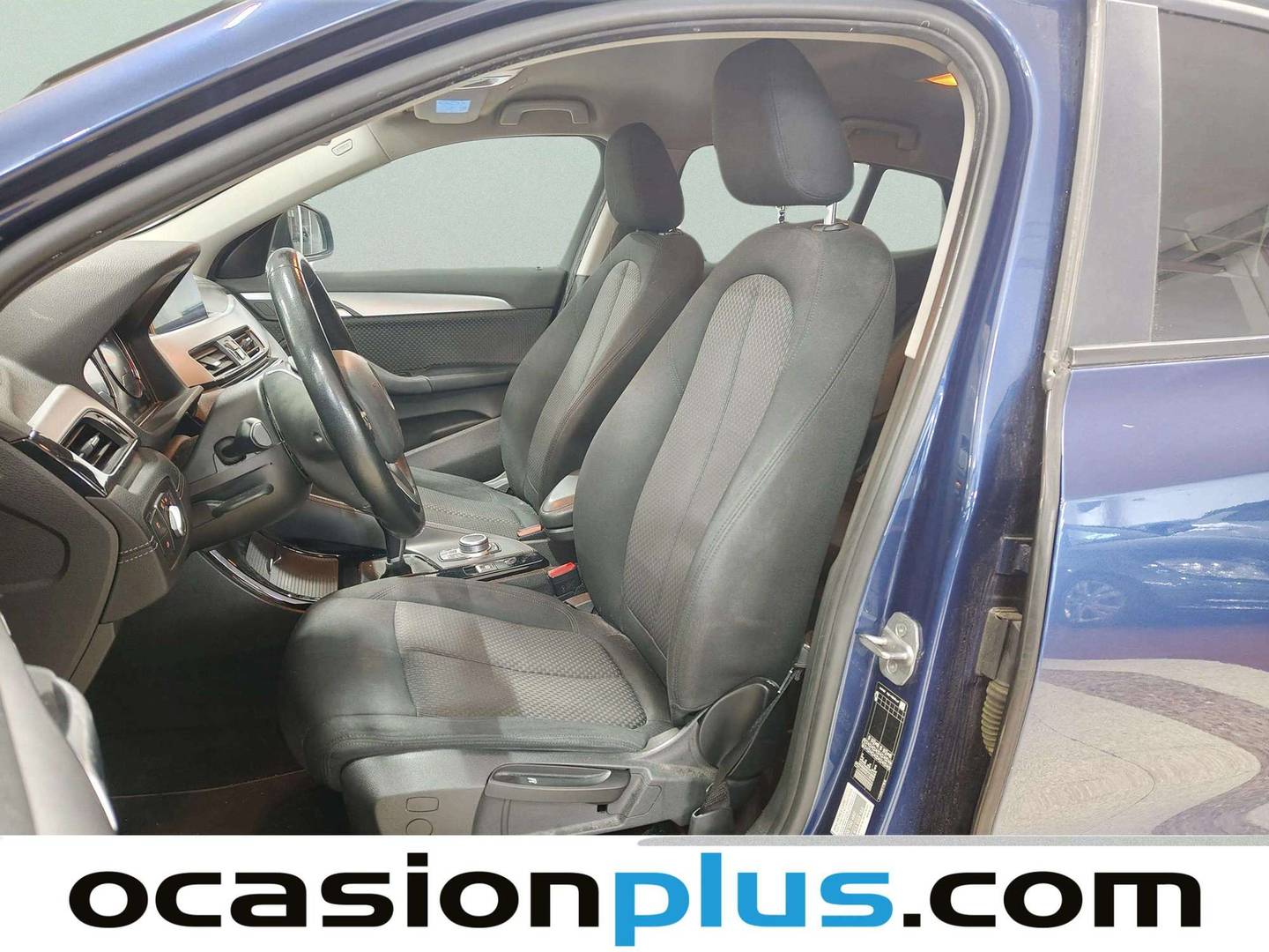Foto asientos delanteros BMW X2 BMW X2 sDrive18d Business (150 CV)