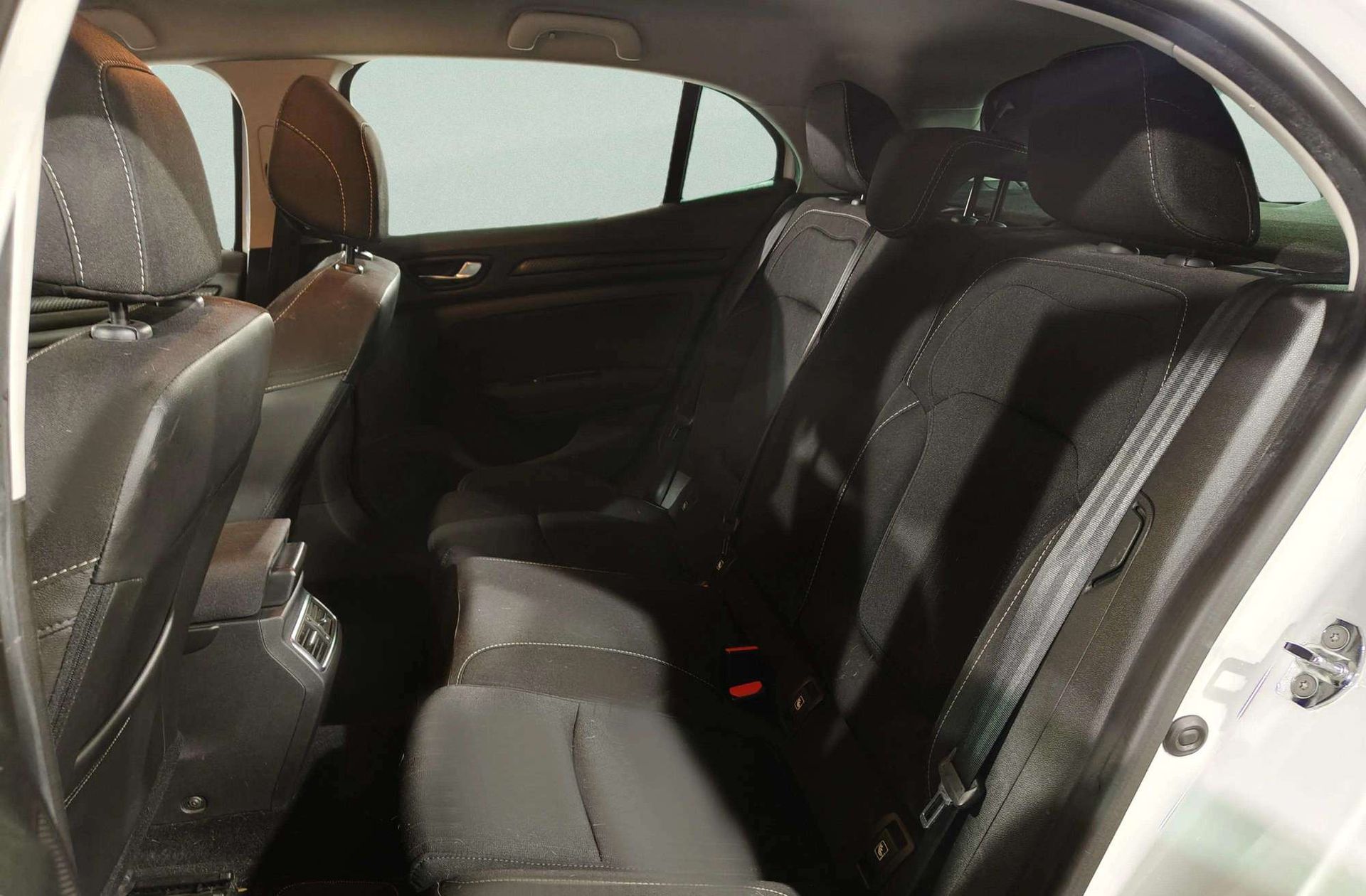 Renault Mégane Limited TCe GPF - foto 10