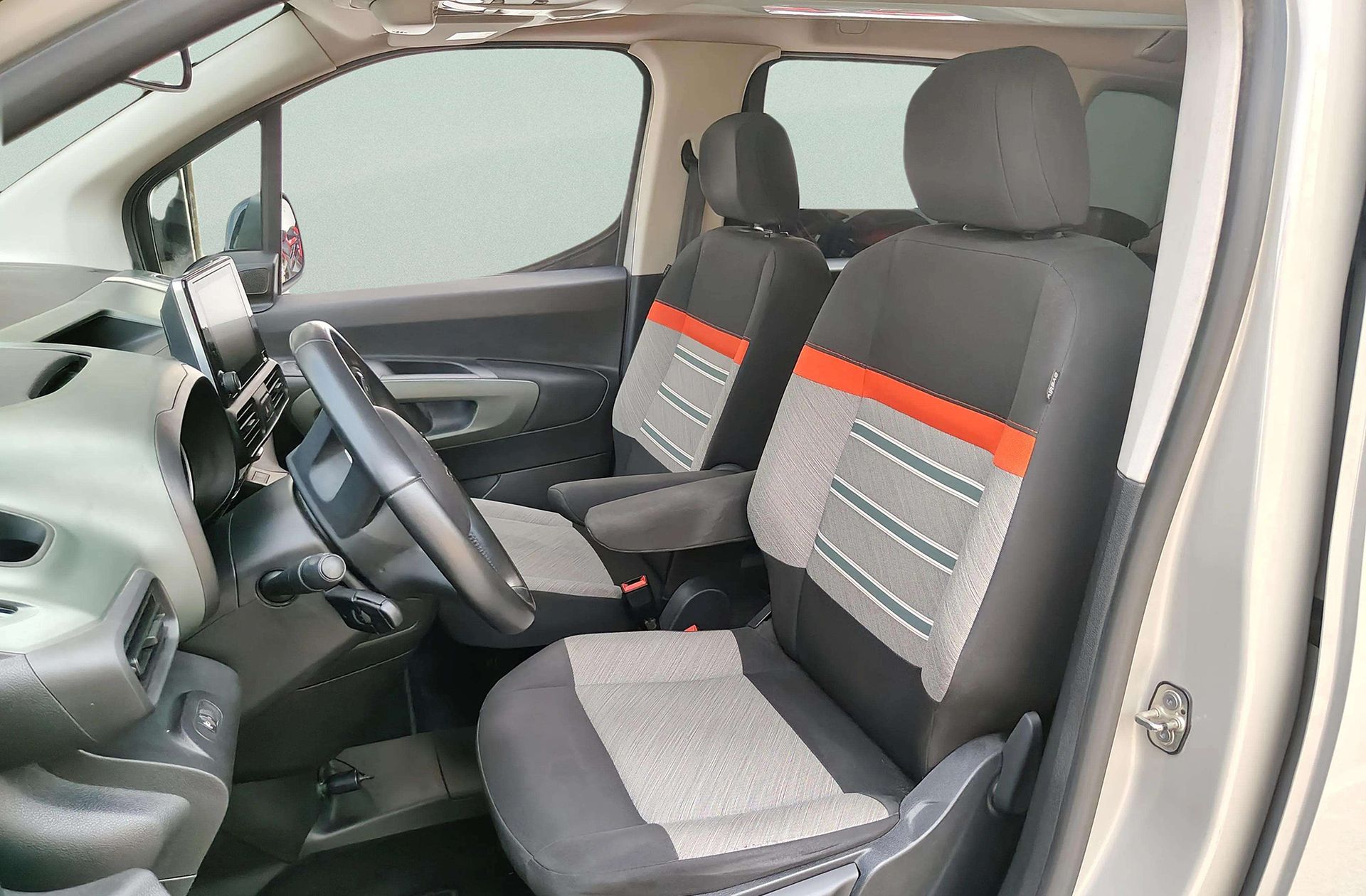 Citroën Berlingo BlueHDi 130 Talla M Shine - foto 11