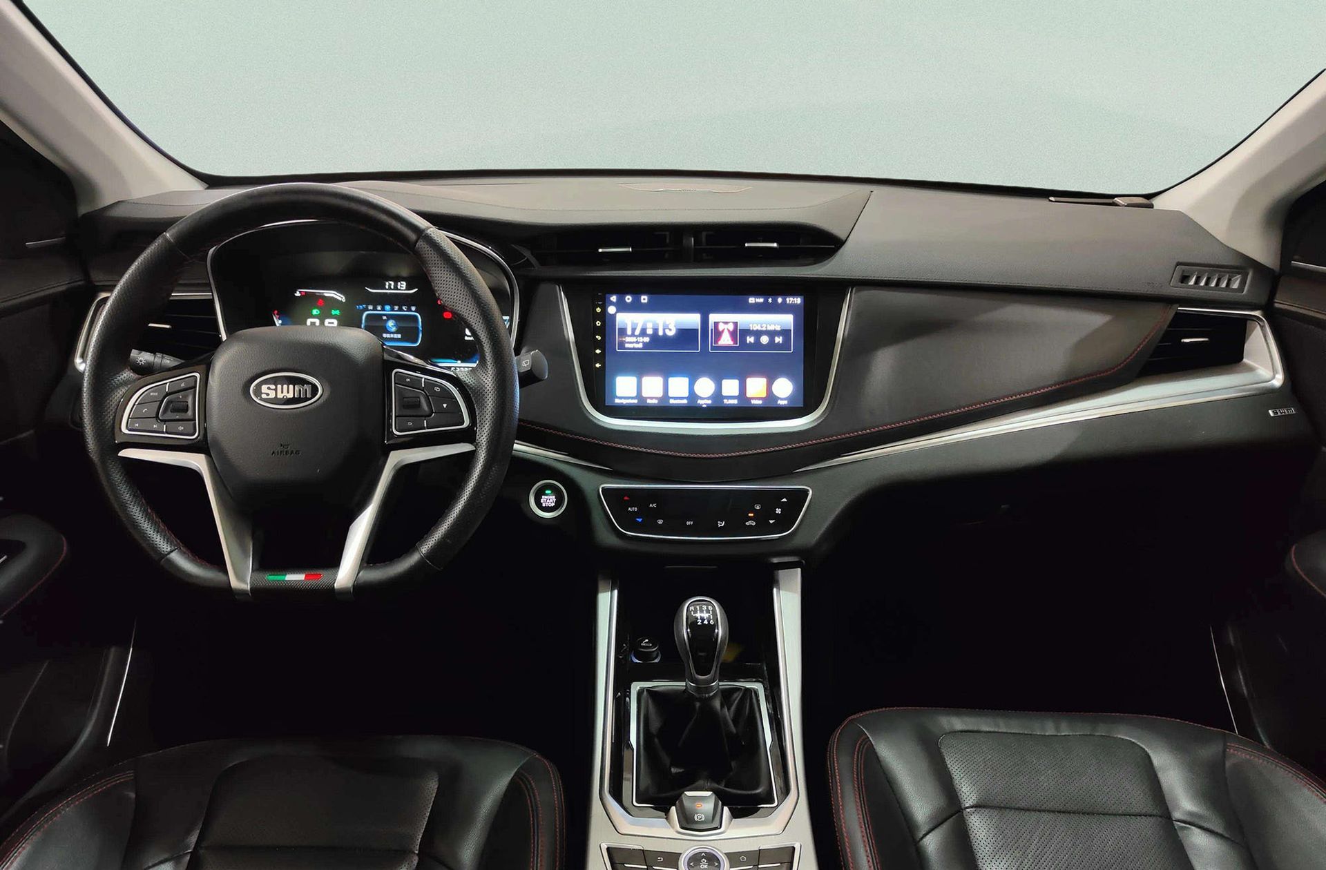 SWM G01 1.5T Luxury - foto 10