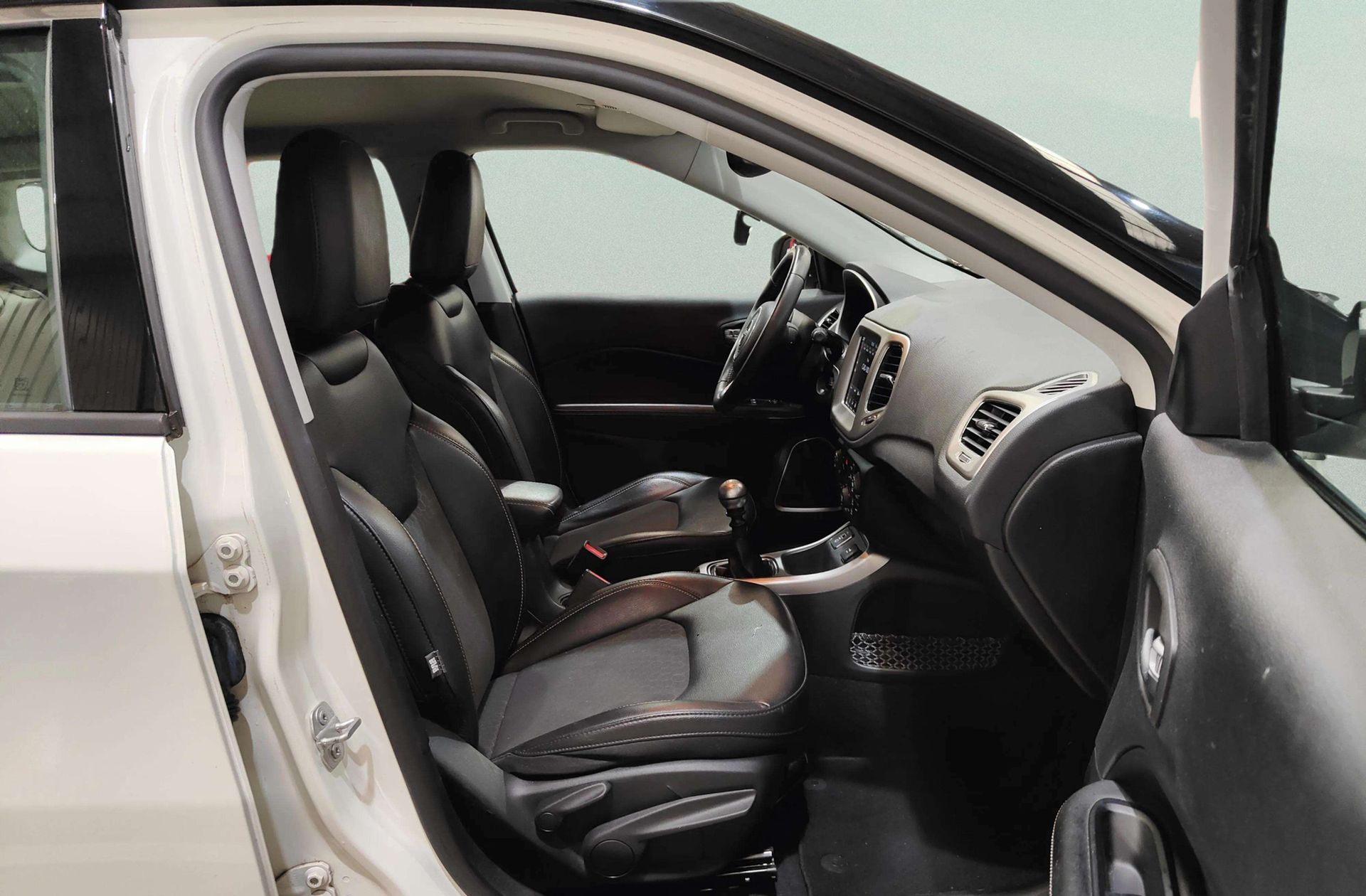 Jeep Compass 1.4 MultiAir Longitude 4x2 - foto 16