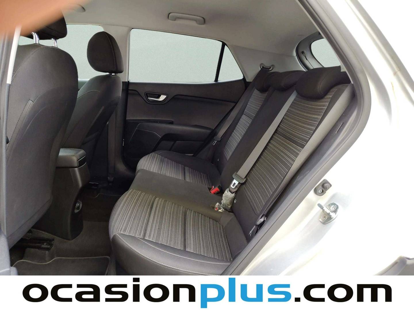 Foto asientos traseros KIA Stonic KIA Stonic 1.0 T-GDi Drive (100 CV)