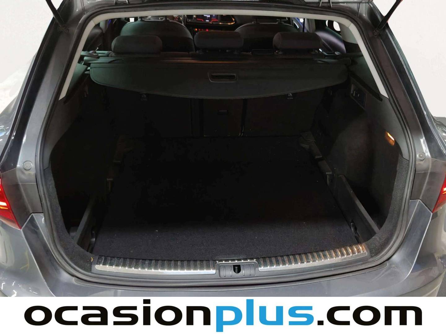 Fotos maletero Seat León Seat León ST 1.4 TSI ACT S&S FR DSG7 (150 CV)
