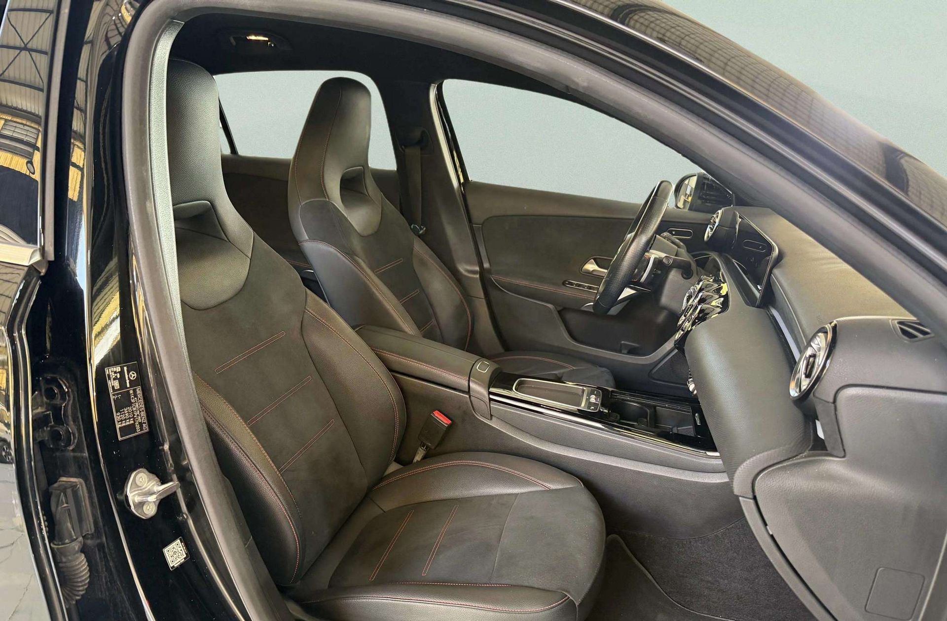 Mercedes-Benz Clase A 200 d Pack AMG - foto 19
