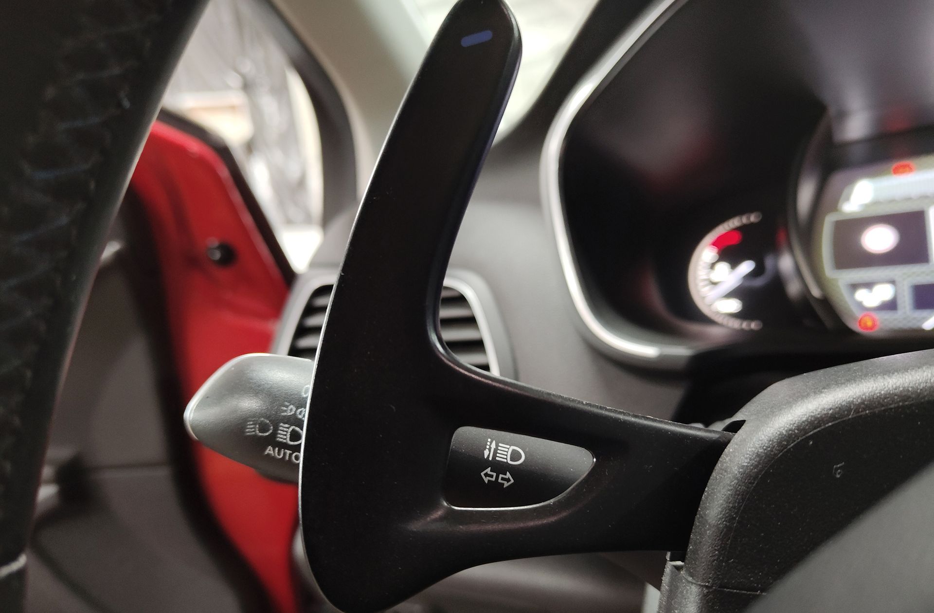 Renault Mégane GT Energy TCe EDC - foto 24