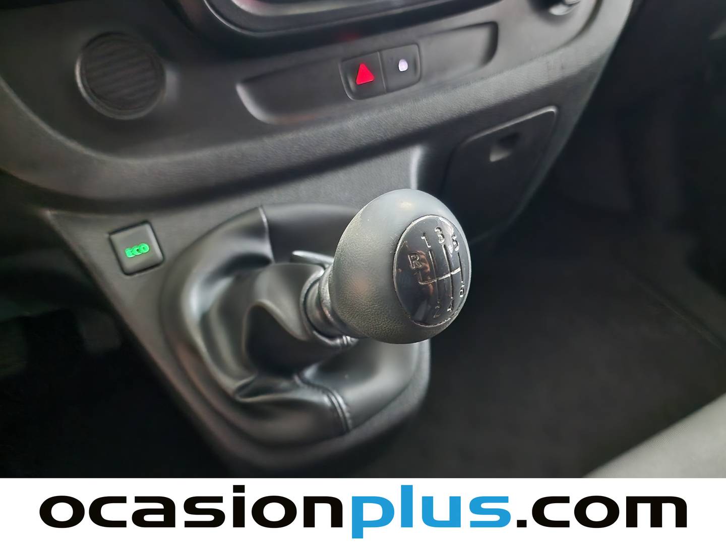 Renault Trafic Renault Trafic Largo Energy Blue dCi (120 CV) 3 Plazas Semi-camperizado de segunda mano