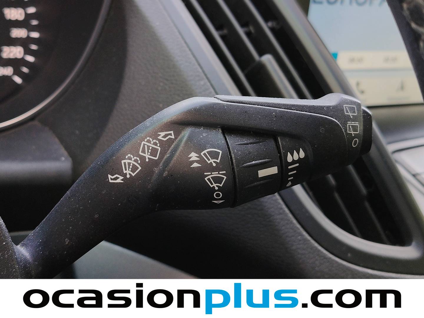 Ford Kuga Ford Kuga 1.5 EcoBoost Titanium 4x2 (120 CV) de segunda mano