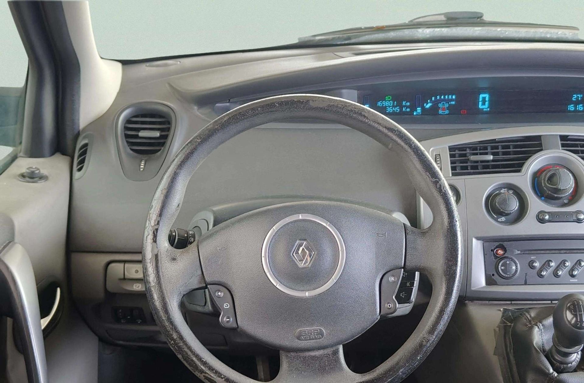 Renault Grand Scénic 1.6 16V Emotion 7 plazas - foto 18