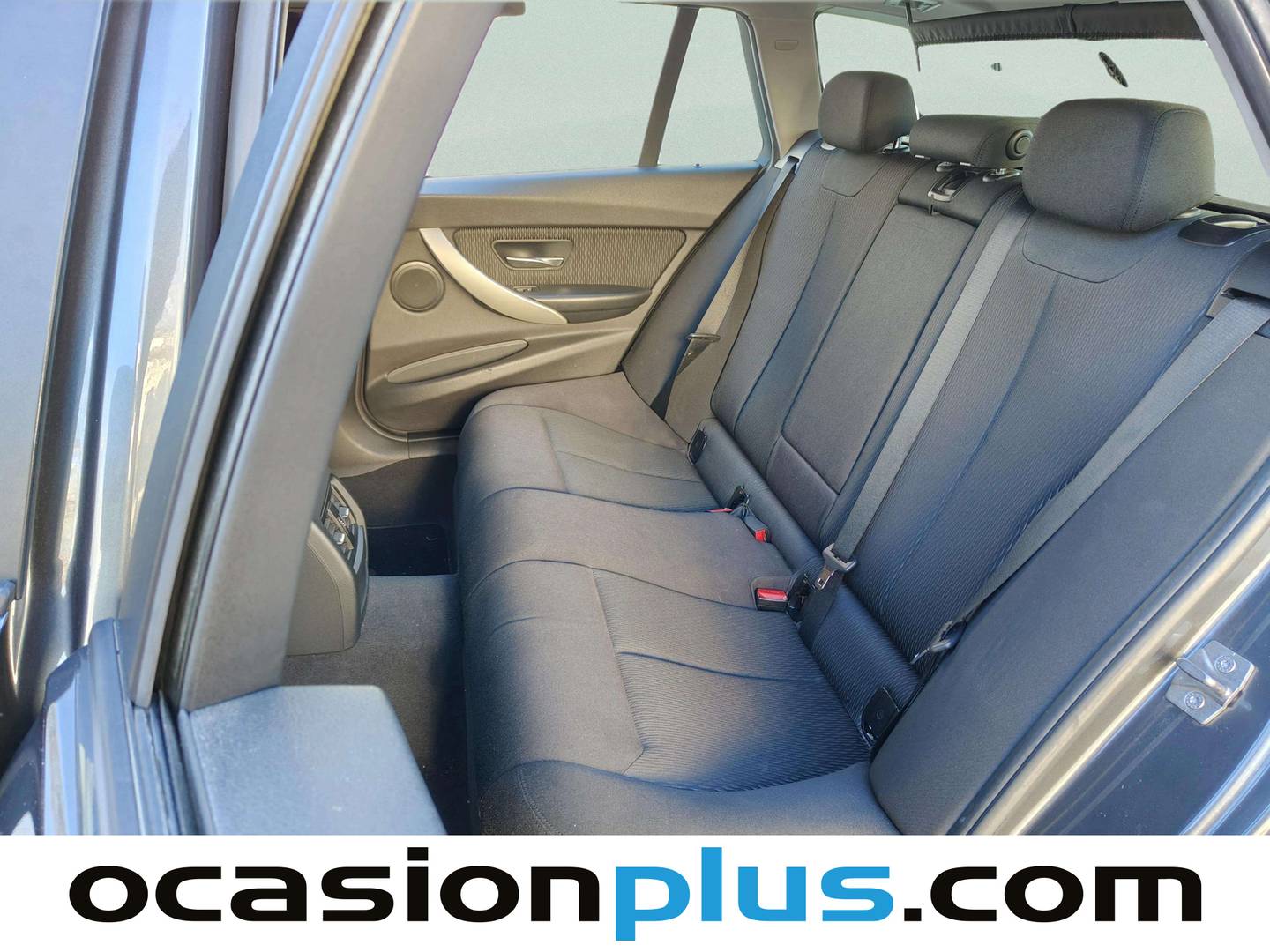 Foto BMW Serie 3 BMW Serie 3 318d Touring (143 CV)