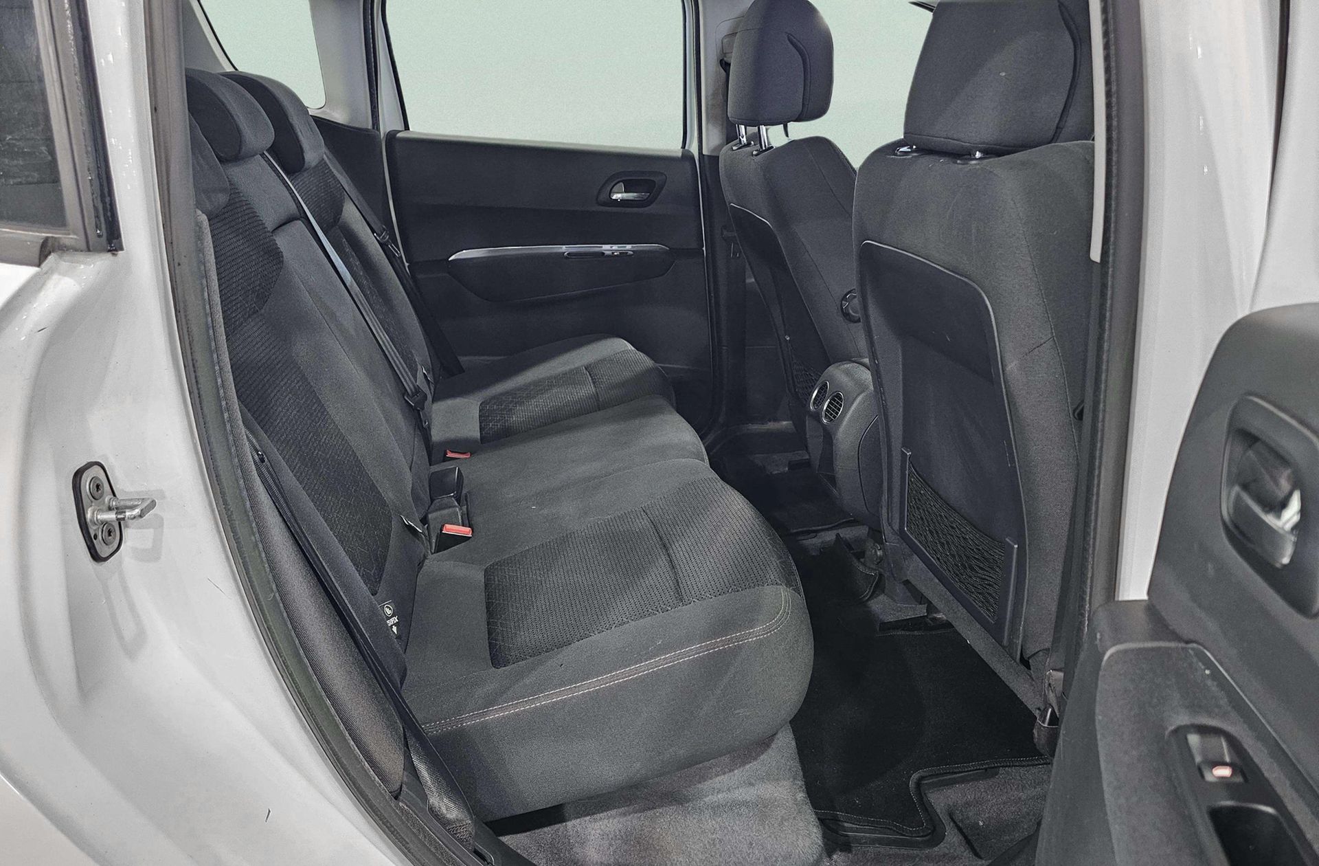 Peugeot 3008 1.6 HDi Active FAP - foto 14