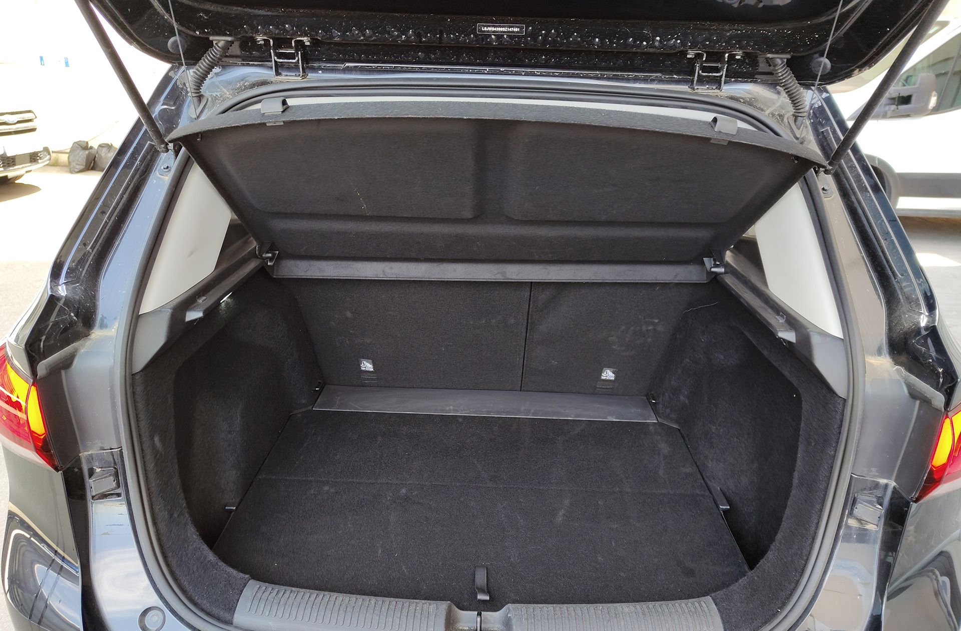 MG ZS 1.5 Hybrid+ Luxury - foto 18