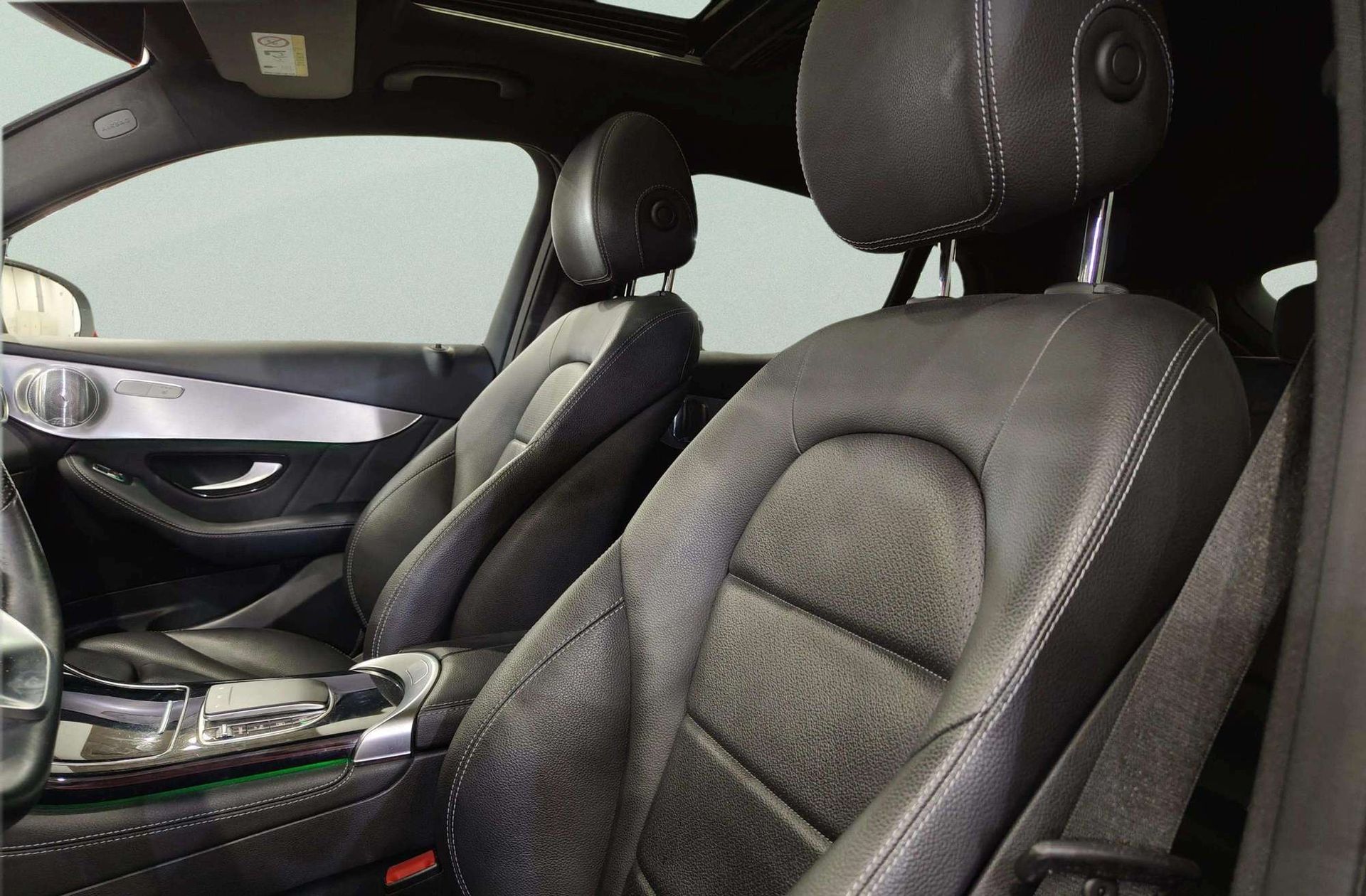 Mercedes-Benz GLC 300 d 4Matic Pack AMG - foto 12