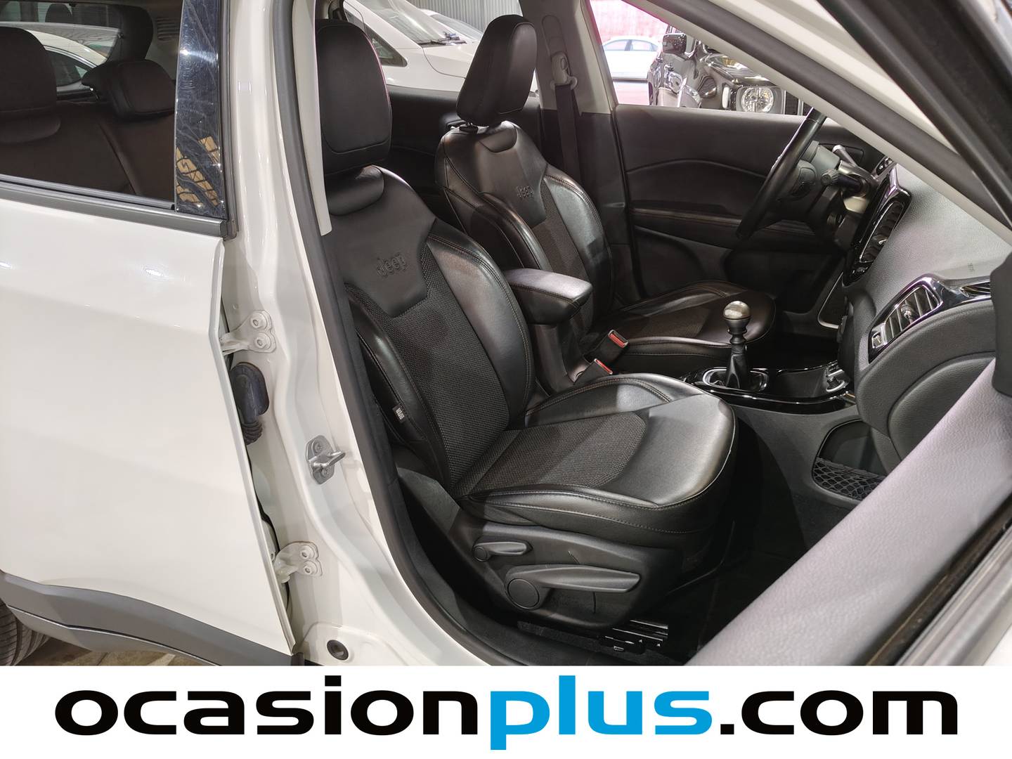 Fotos maletero Jeep Compass Jeep Compass 1.4 Multiair Limited 4x2 (140 CV)