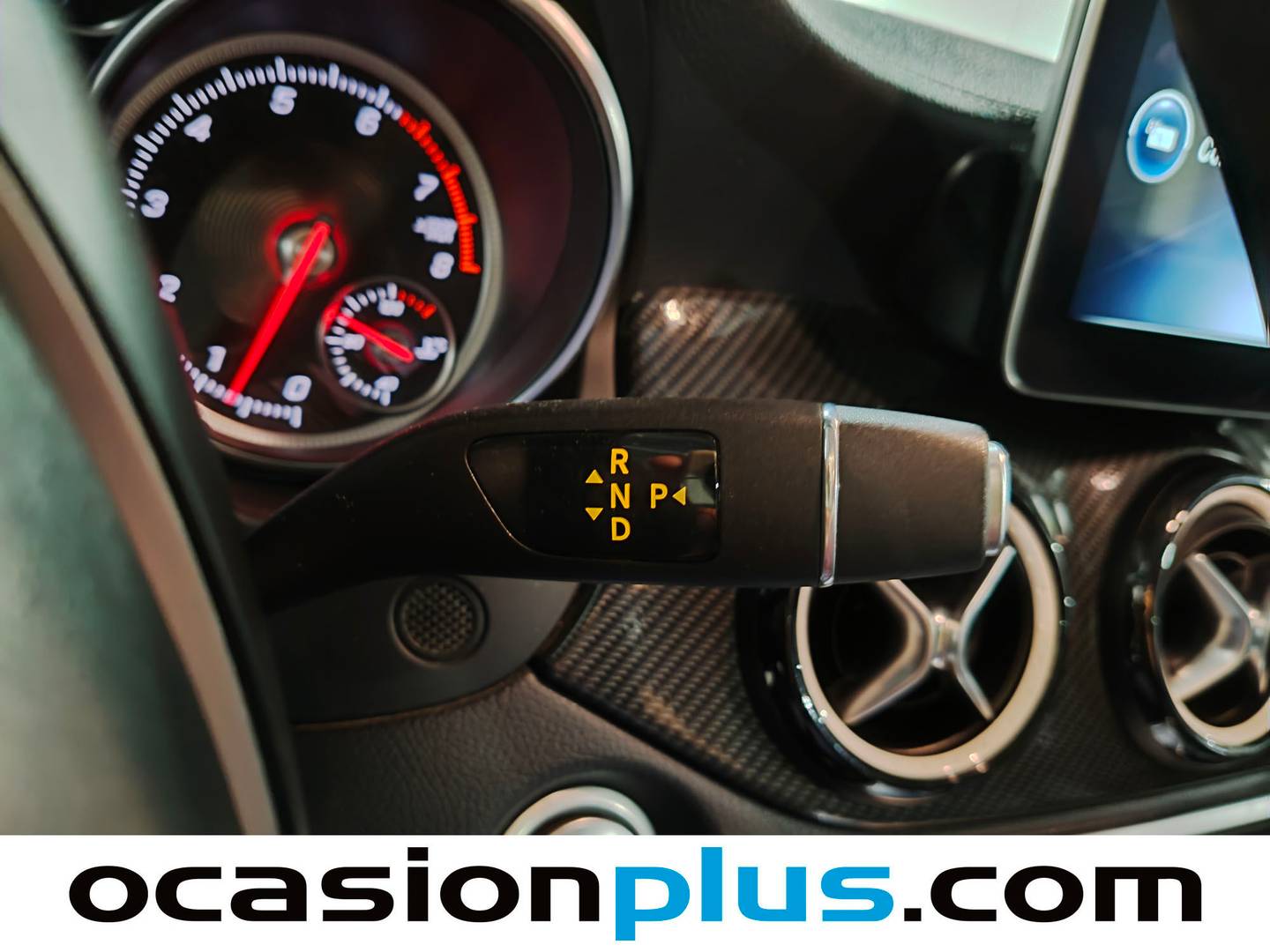 Mercedes GLA Mercedes-Benz GLA 180 (122 CV) Pack AMG de segunda mano