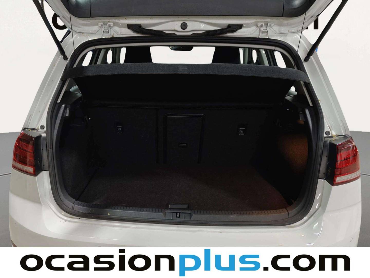 Fotos maletero Volkswagen Golf Volkswagen e-Golf e-Golf ePower (136 CV)